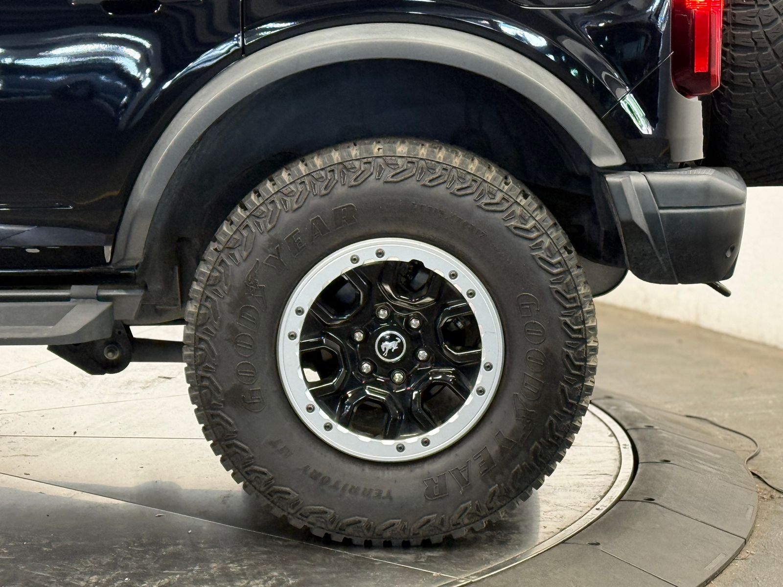 Thumbnail: 2023 Ford Bronco - 9