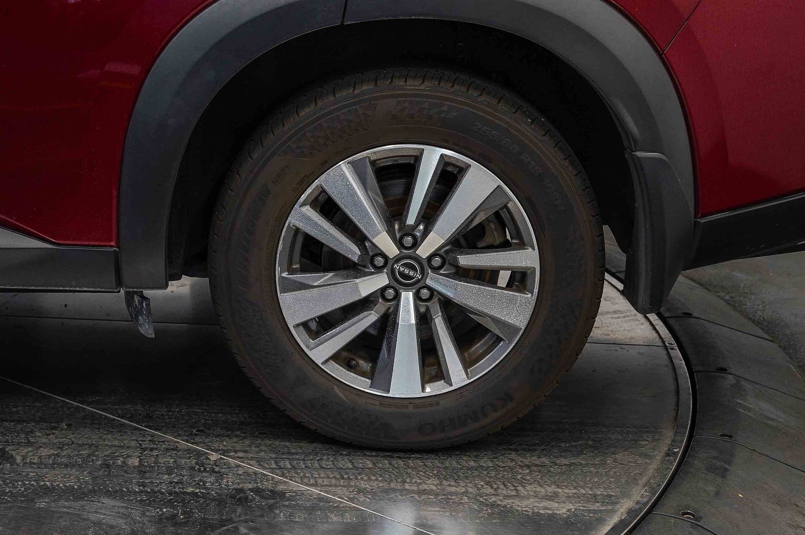Thumbnail: 2022 Nissan Pathfinder - 10