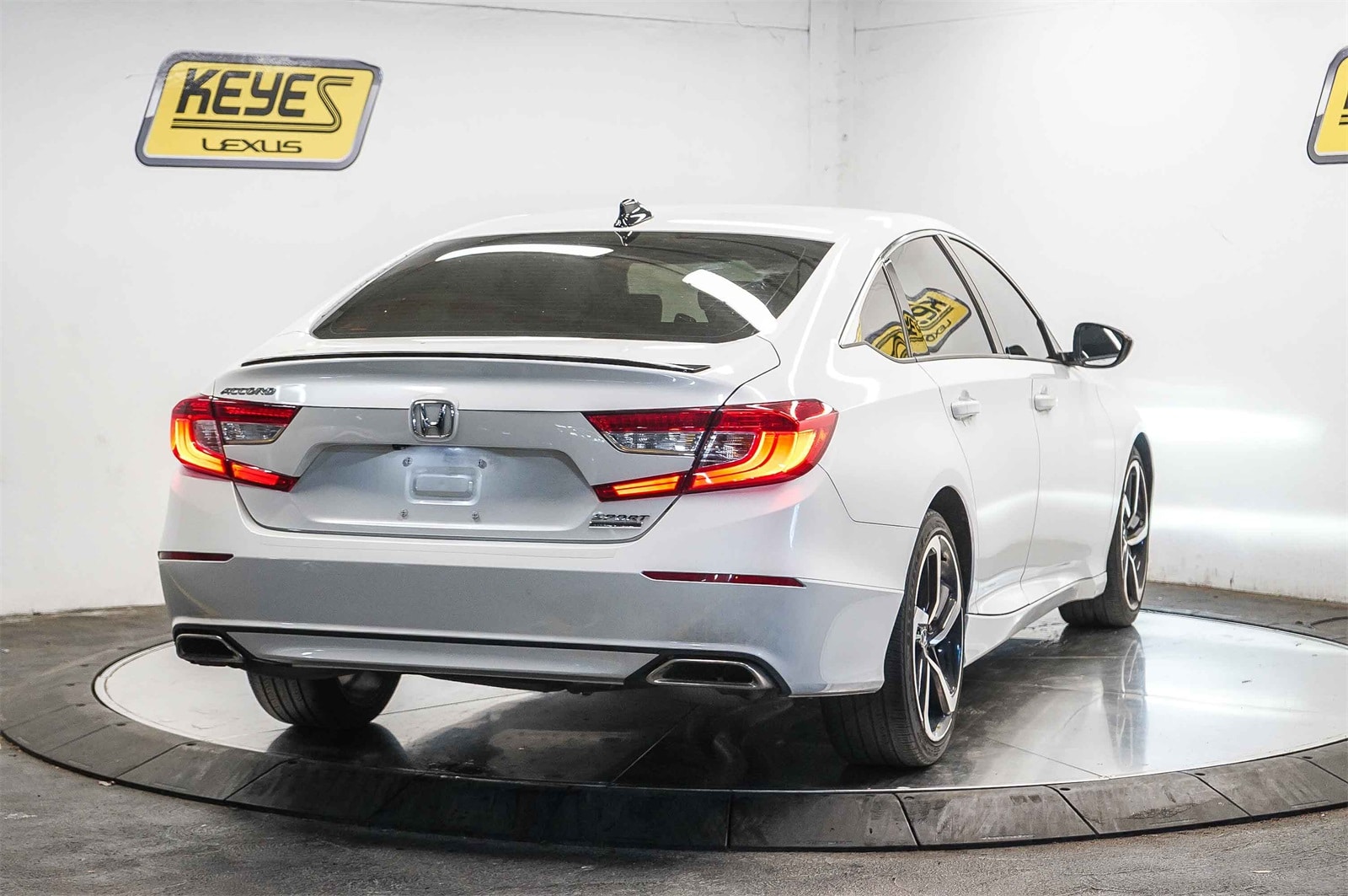 Thumbnail: 2022 Honda Accord - 3