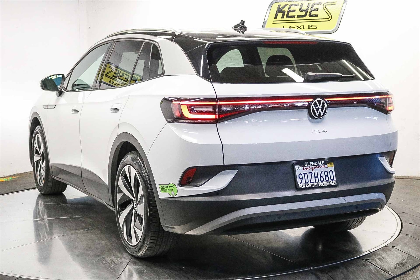 Thumbnail: 2022 Volkswagen ID.4 - 8