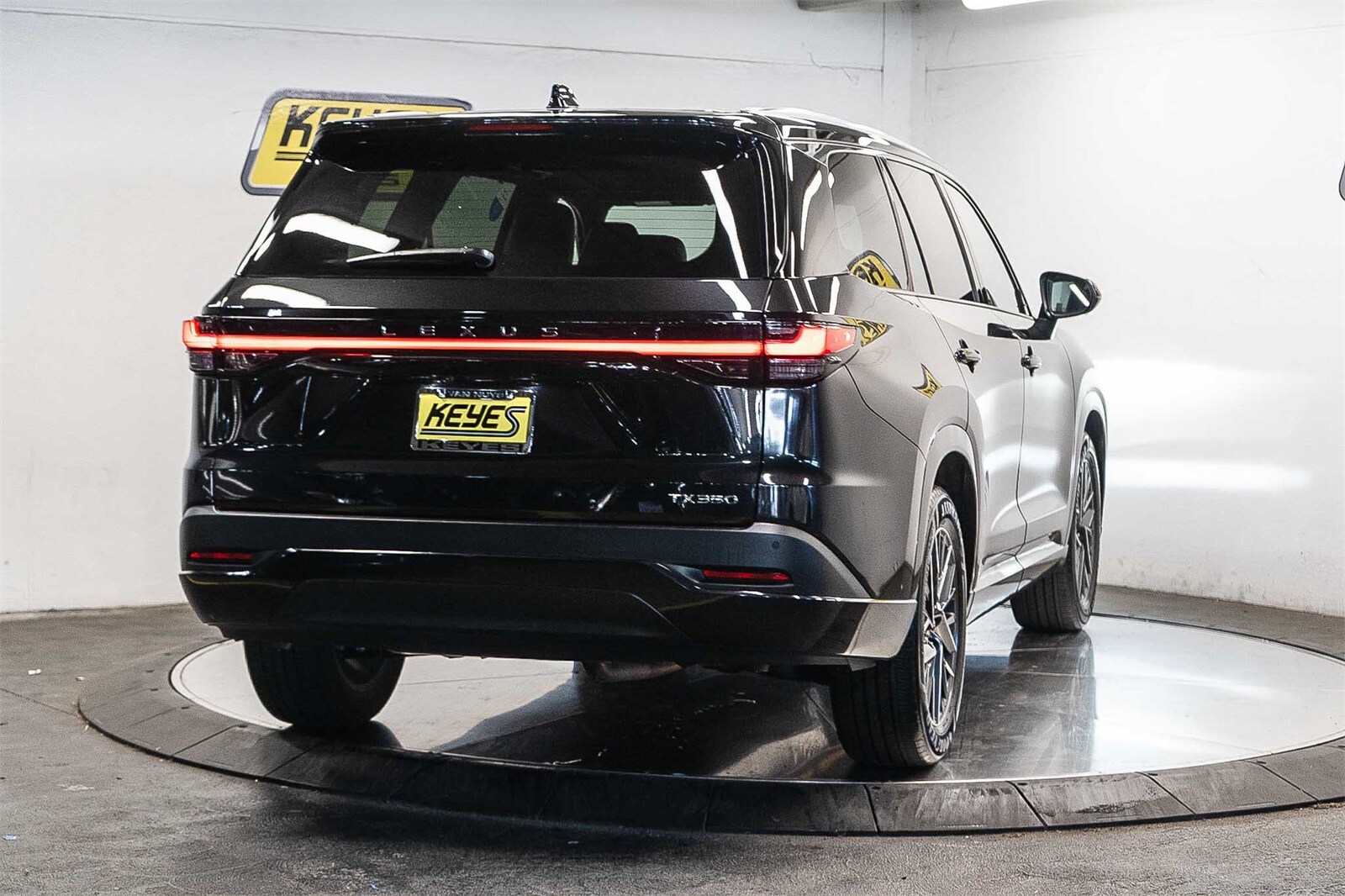 2024 Lexus TX 350 Premium photo 2