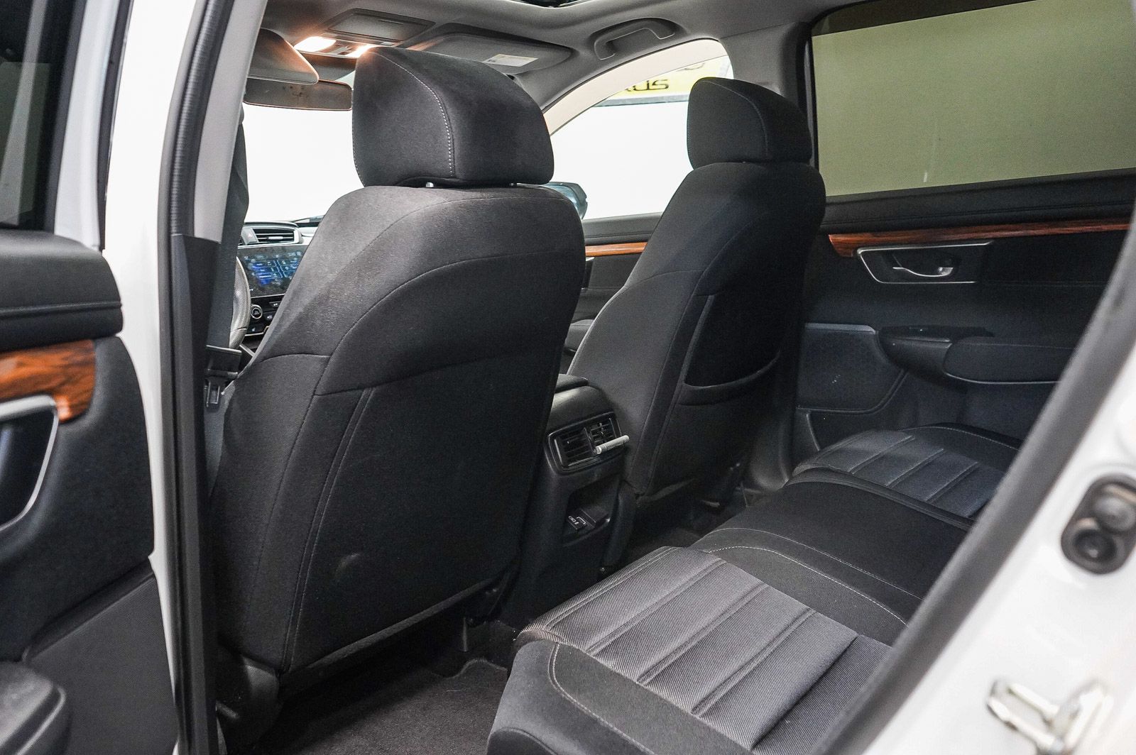 Thumbnail: 2019 Honda CR-V - 19