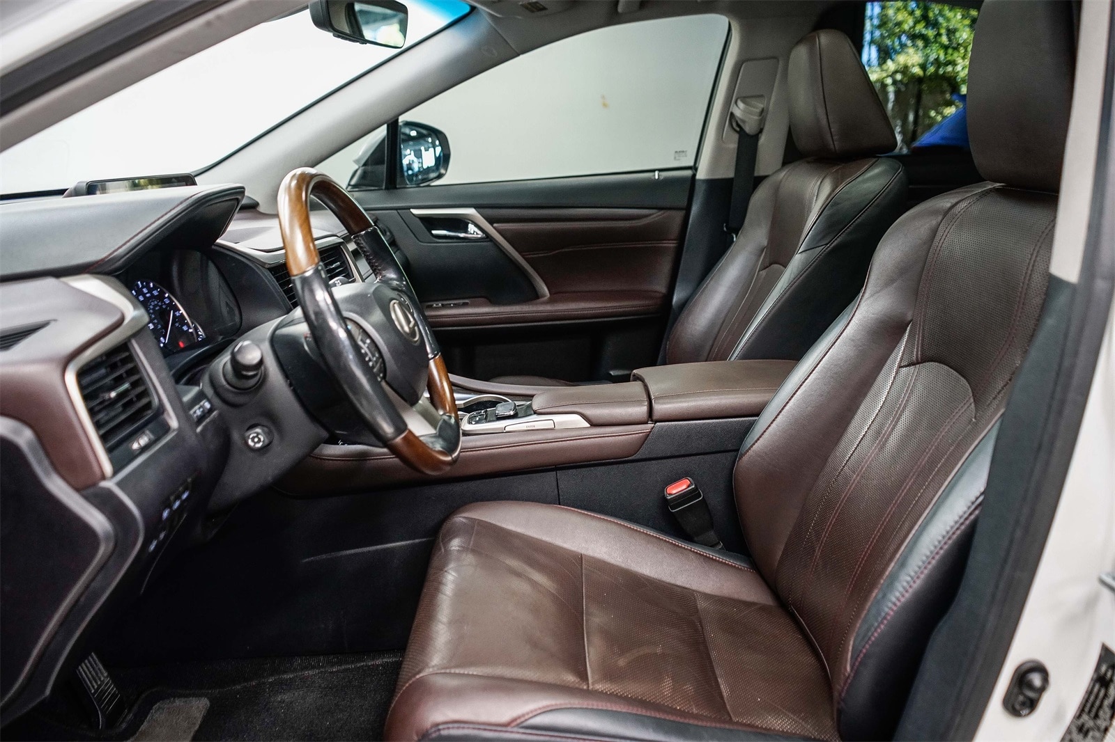 Thumbnail: 2016 Lexus RX - 17