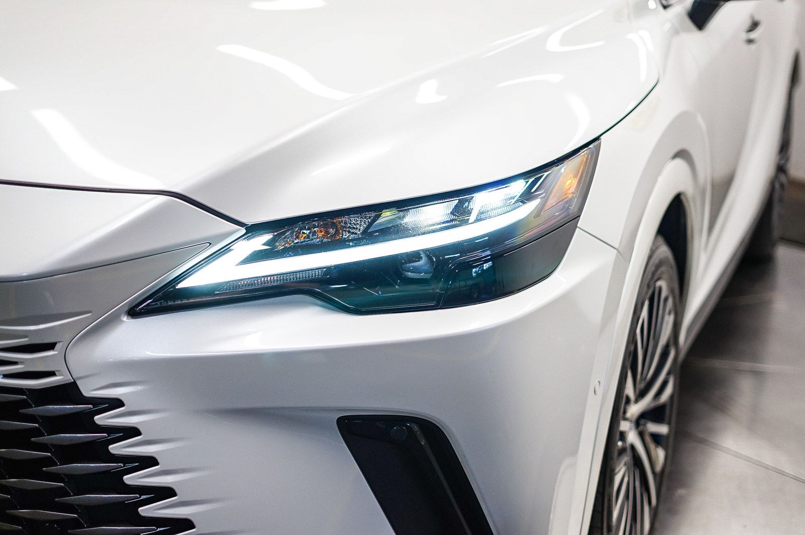 Thumbnail: 2024 Lexus RX - 7