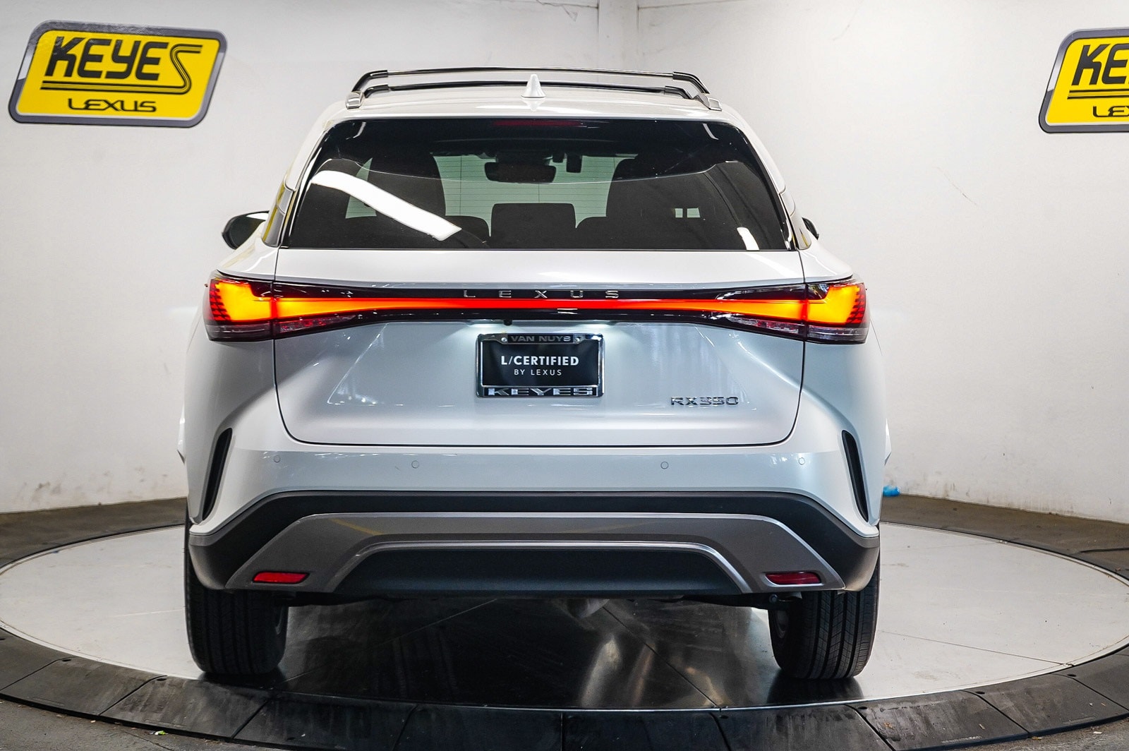 Thumbnail: 2024 Lexus RX - 3