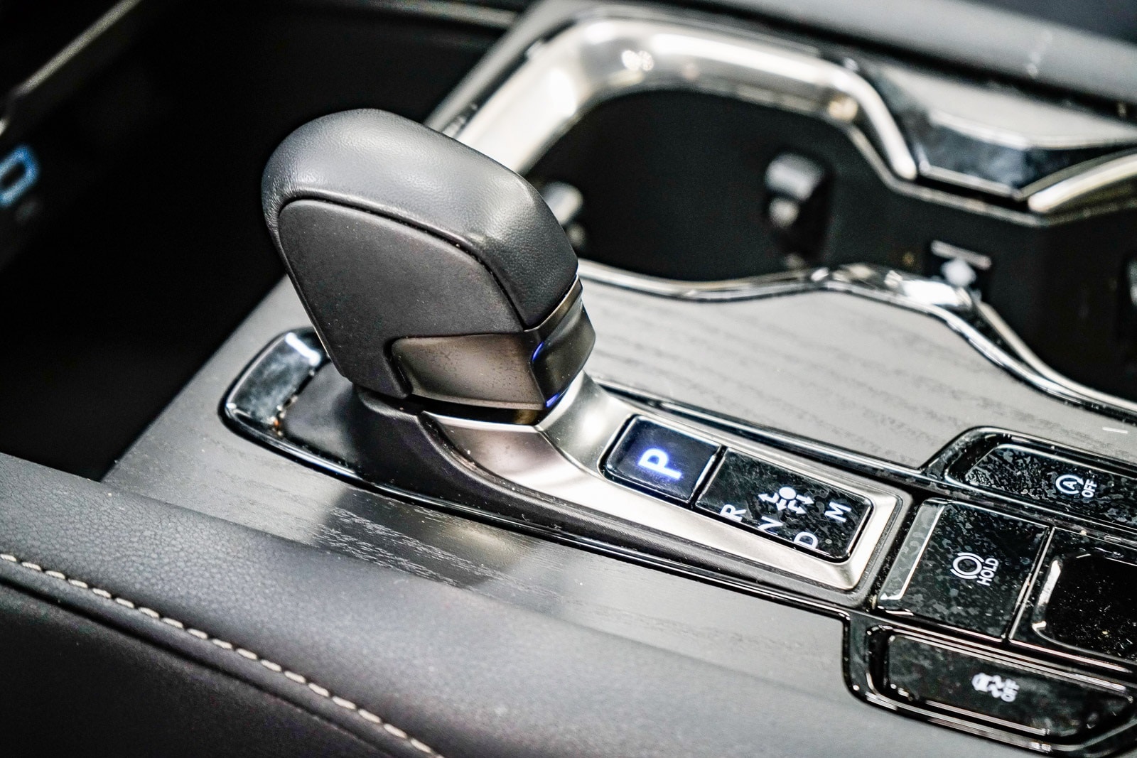 Thumbnail: 2024 Lexus RX - 21