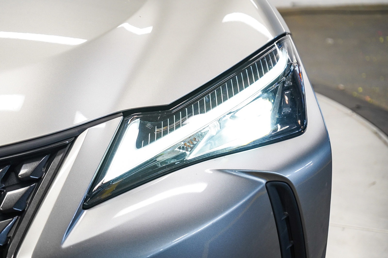 Thumbnail: 2022 Lexus UX - 7