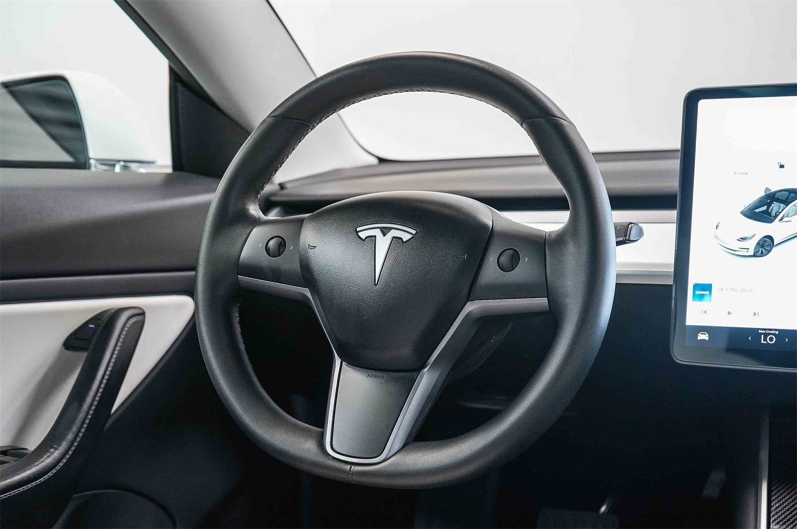 Thumbnail: 2019 Tesla Model 3 - 15