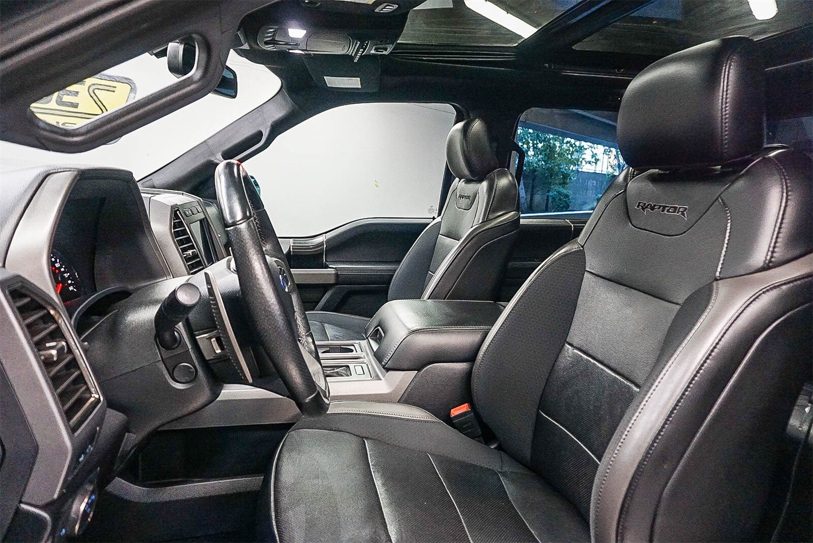 Thumbnail: 2019 Ford F-150 - 19