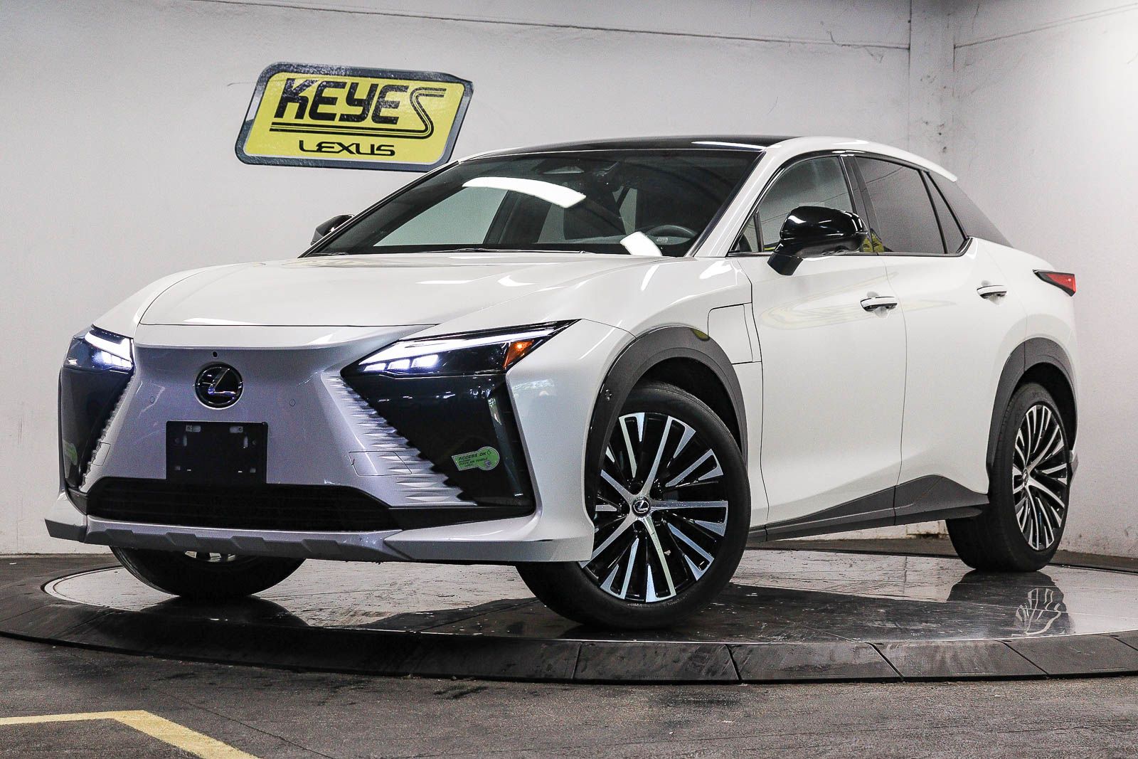 2023 Lexus RZ 450e -
                  Van Nuys, CA