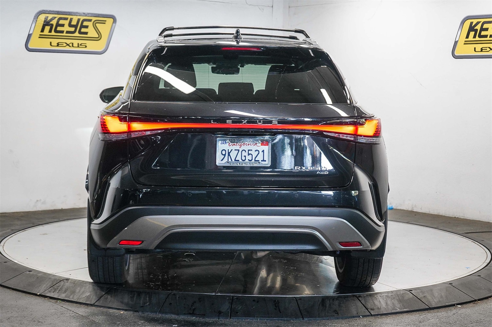 Thumbnail: 2024 Lexus RX - 3