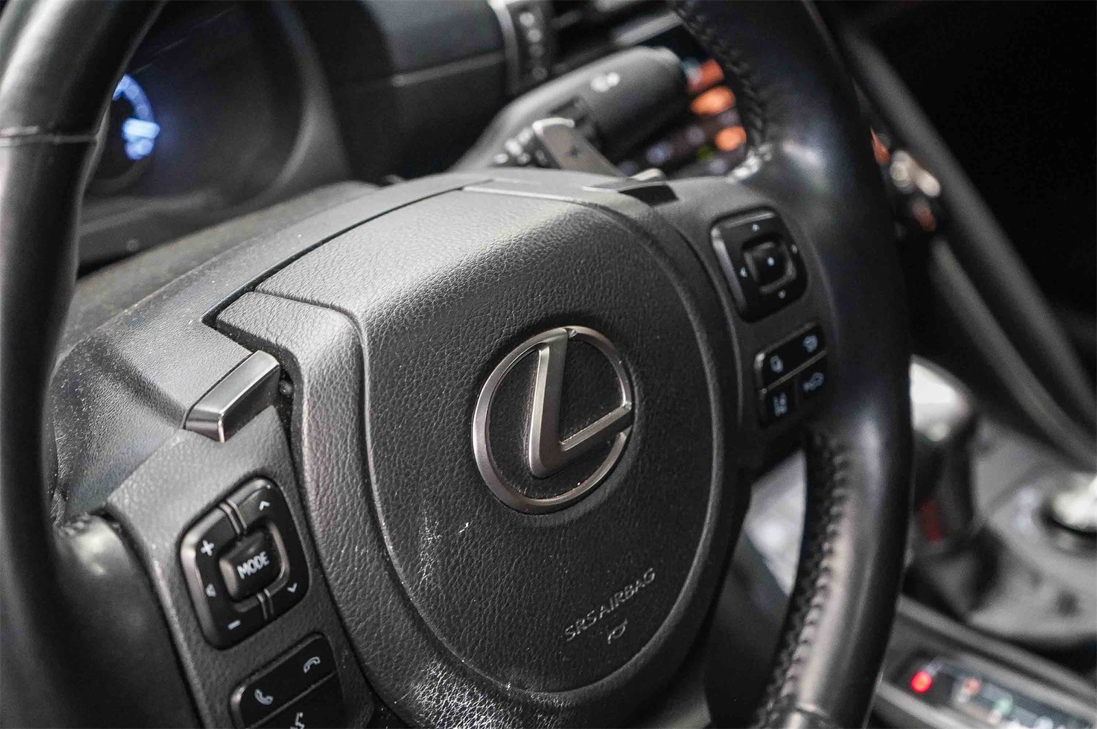 Thumbnail: 2021 Lexus IS - 21