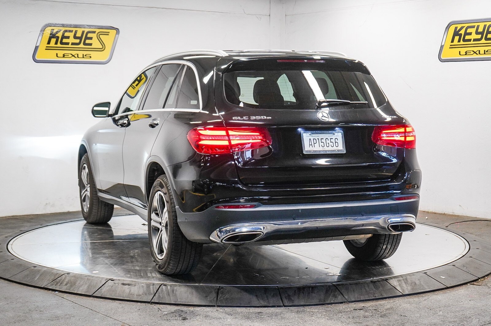 2019 Mercedes Benz GLC 350e photo 2