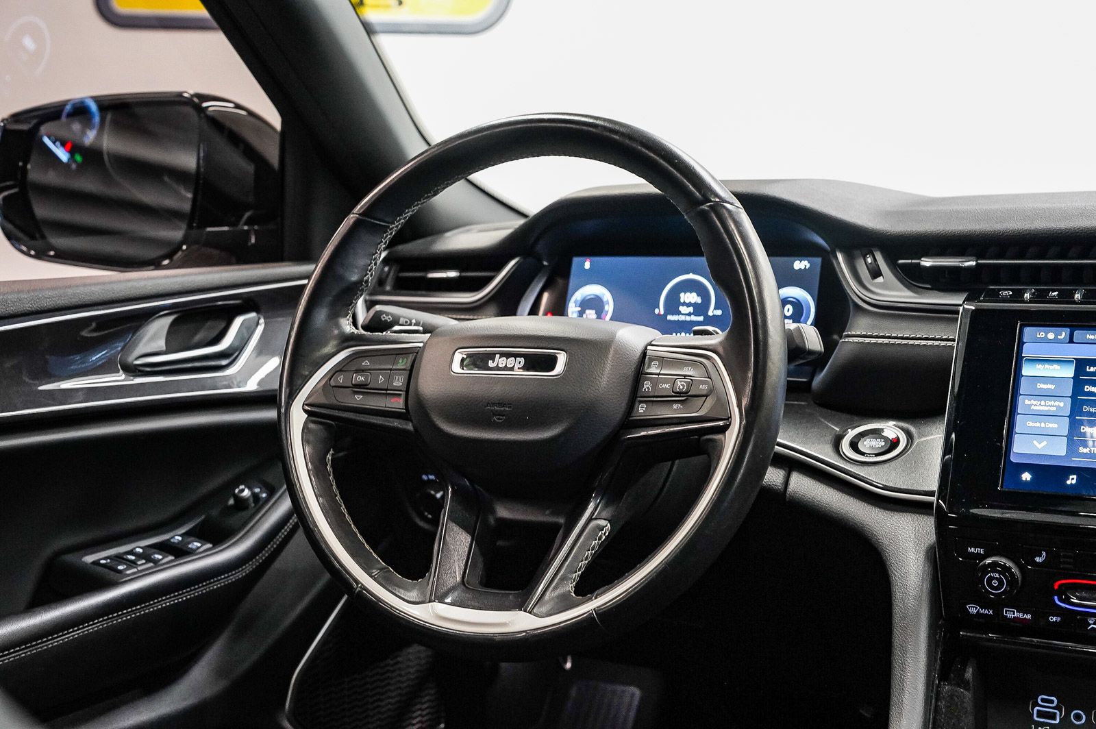 Thumbnail: 2021 Jeep Grand Cherokee L - 15