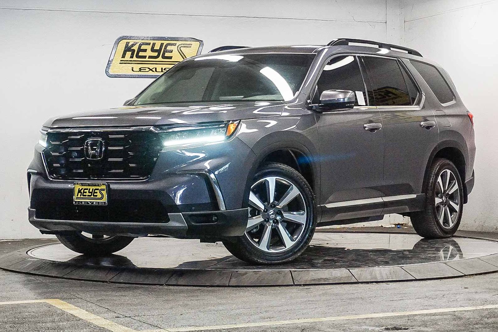 2023 Honda Pilot Elite -
                  Van Nuys, CA