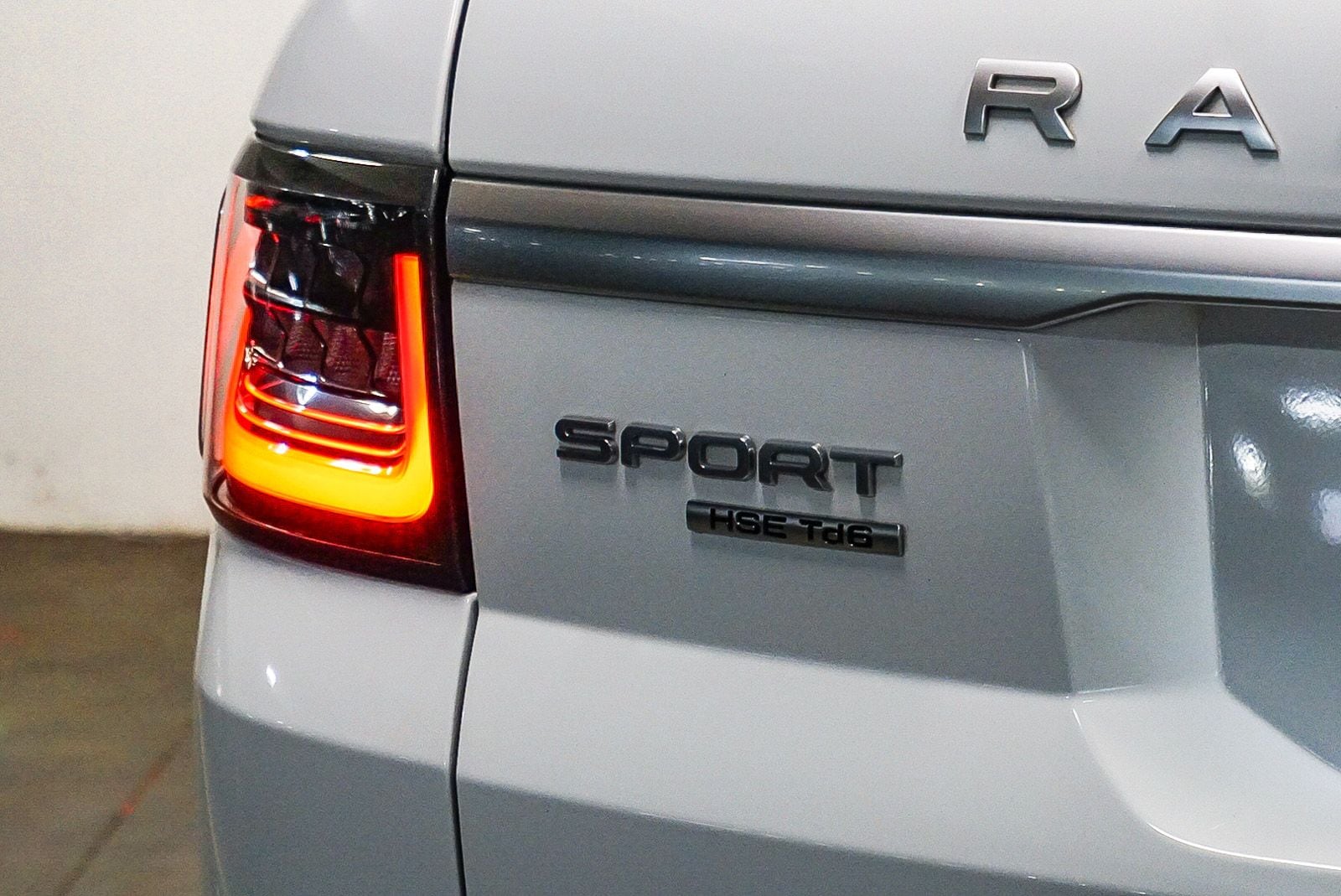 Thumbnail: 2018 Land Rover Range Rover Sport - 11