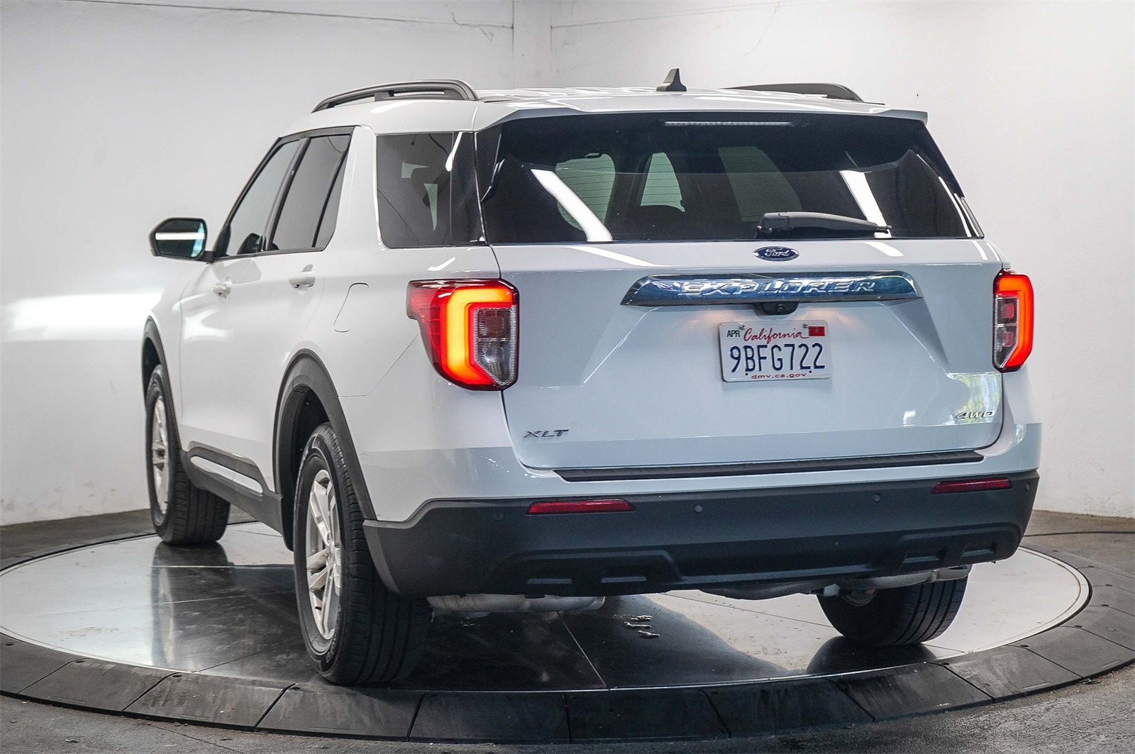 Thumbnail: 2022 Ford Explorer - 2
