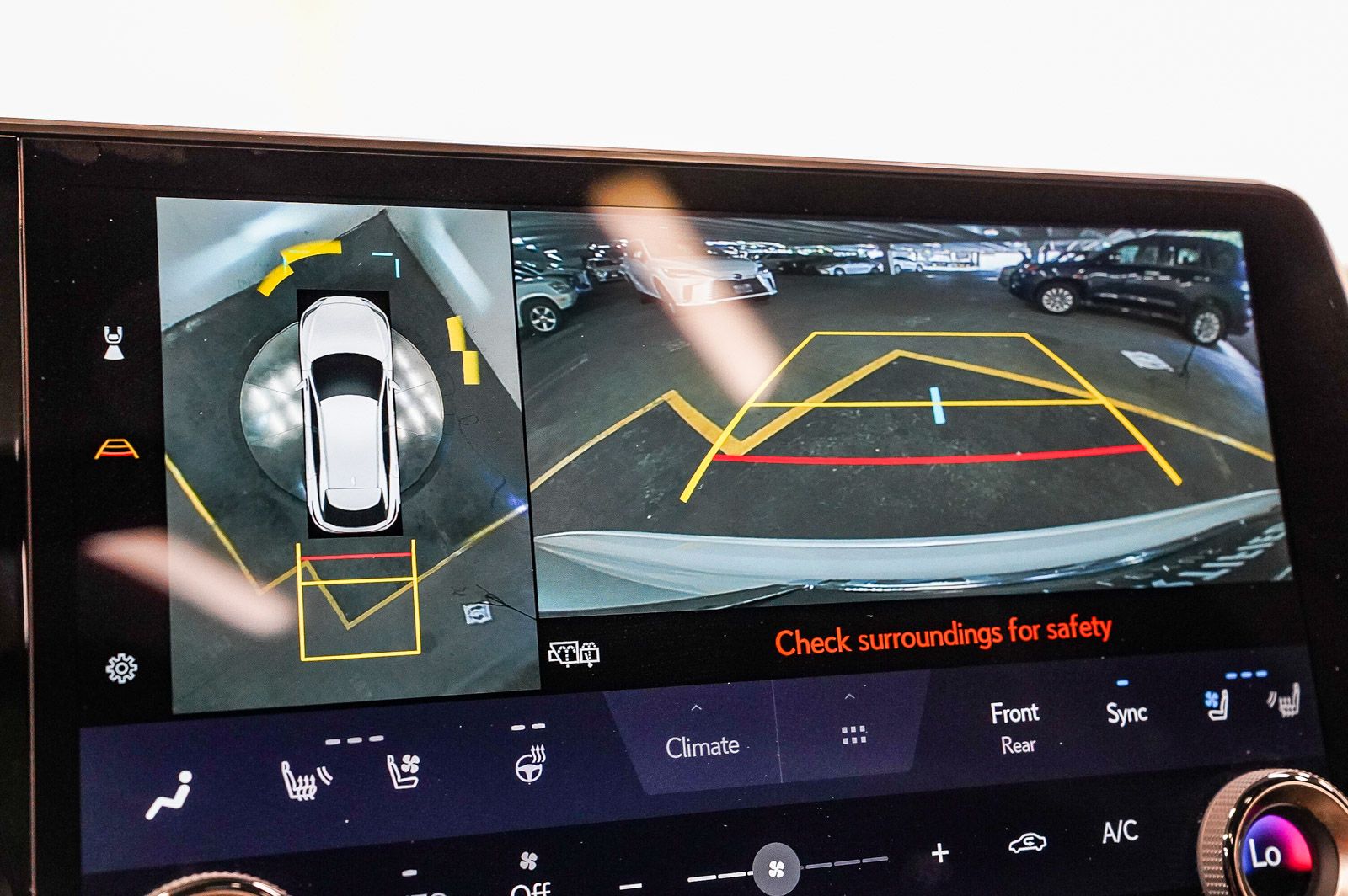 Thumbnail: 2025 Lexus RX - 26