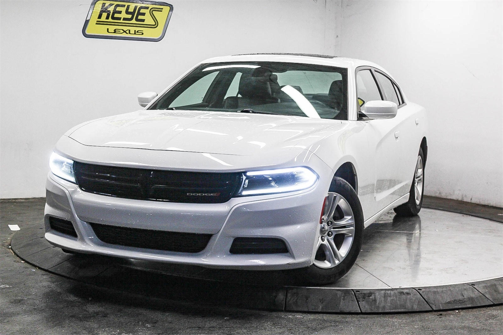 Thumbnail: 2022 Dodge Charger - 1