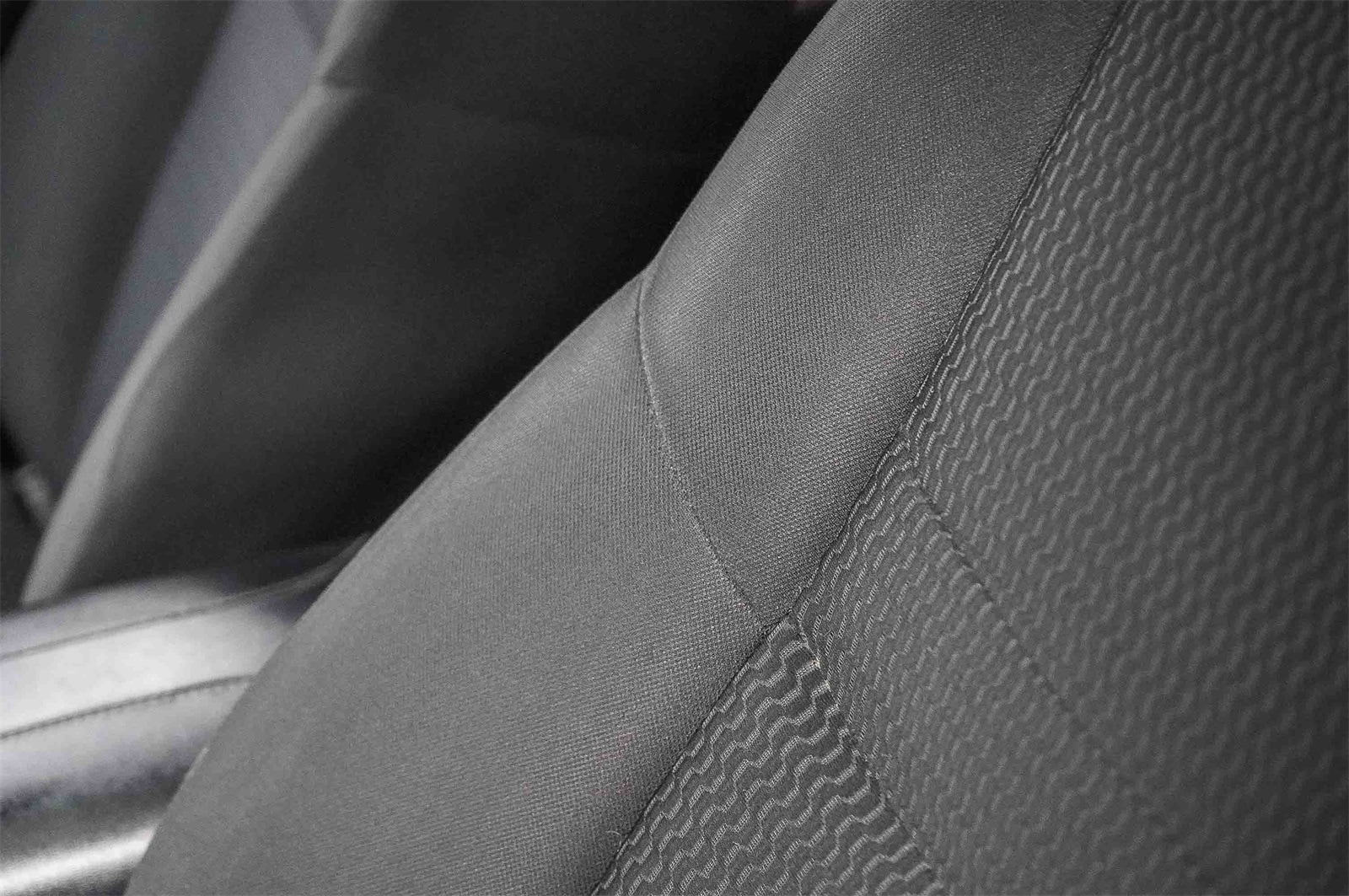 Thumbnail: 2019 Nissan Rogue Sport - 19