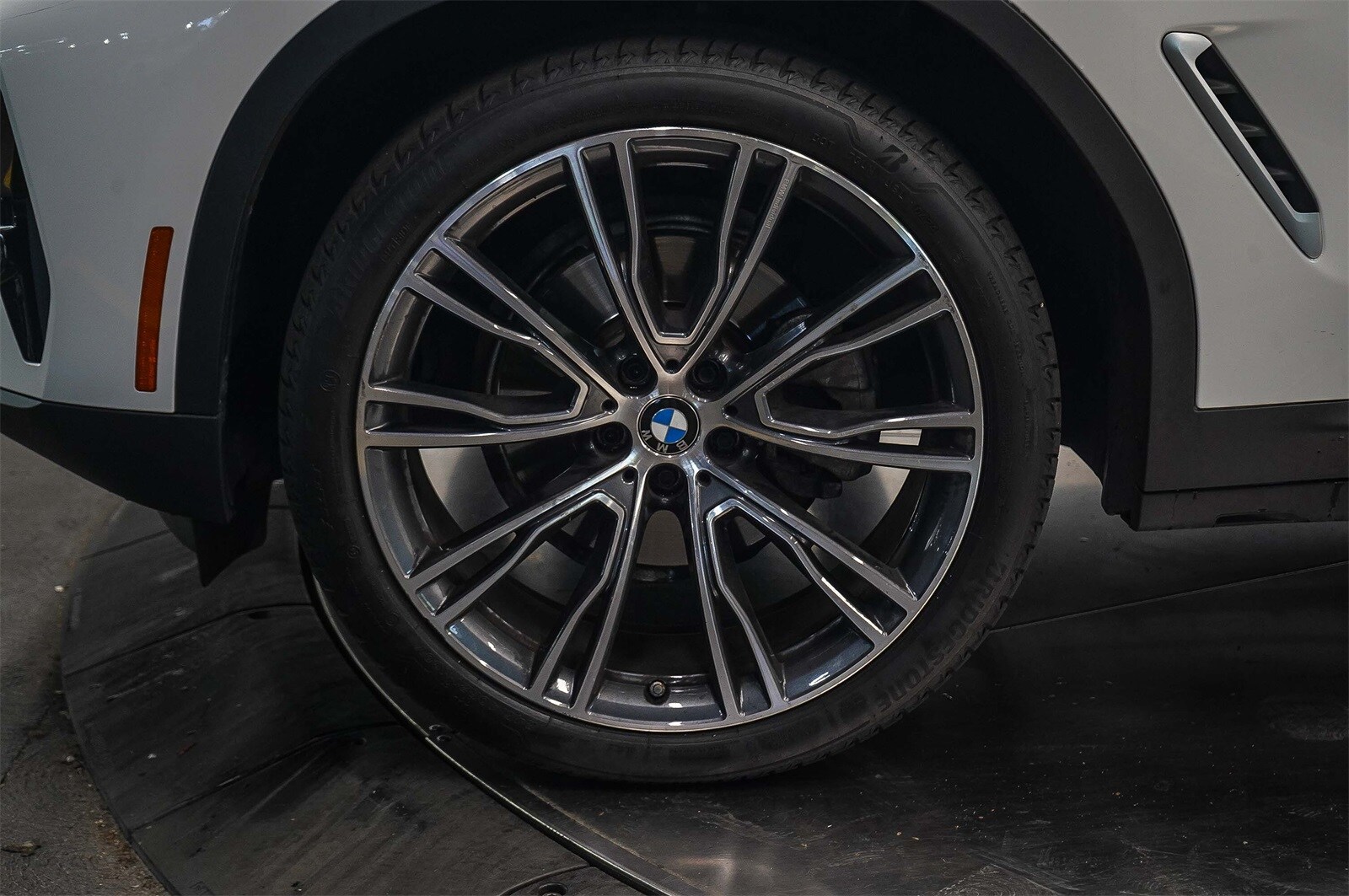 Thumbnail: 2023 BMW X3 - 9
