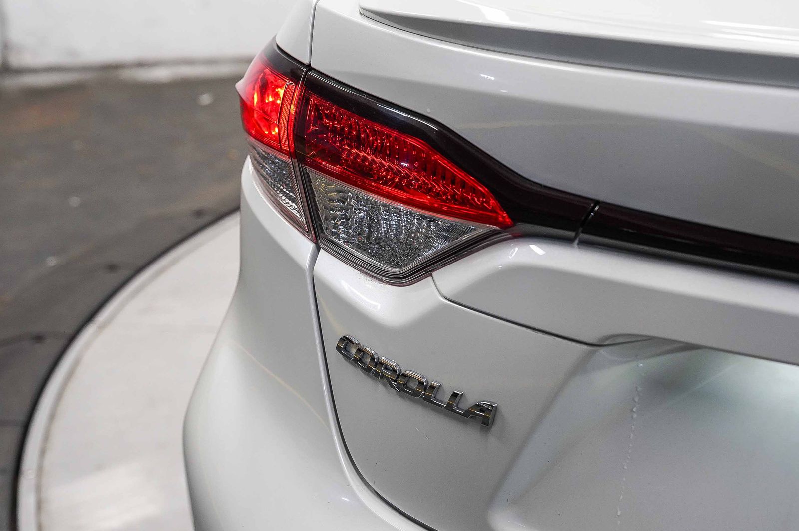 Thumbnail: 2020 Toyota Corolla - 10
