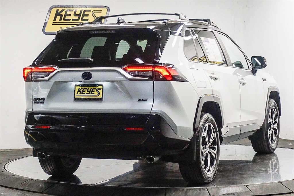 Used 2024 Toyota RAV4 Prime XSE SUV