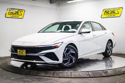 2025 Hyundai Elantra SEL Convenience Sedan