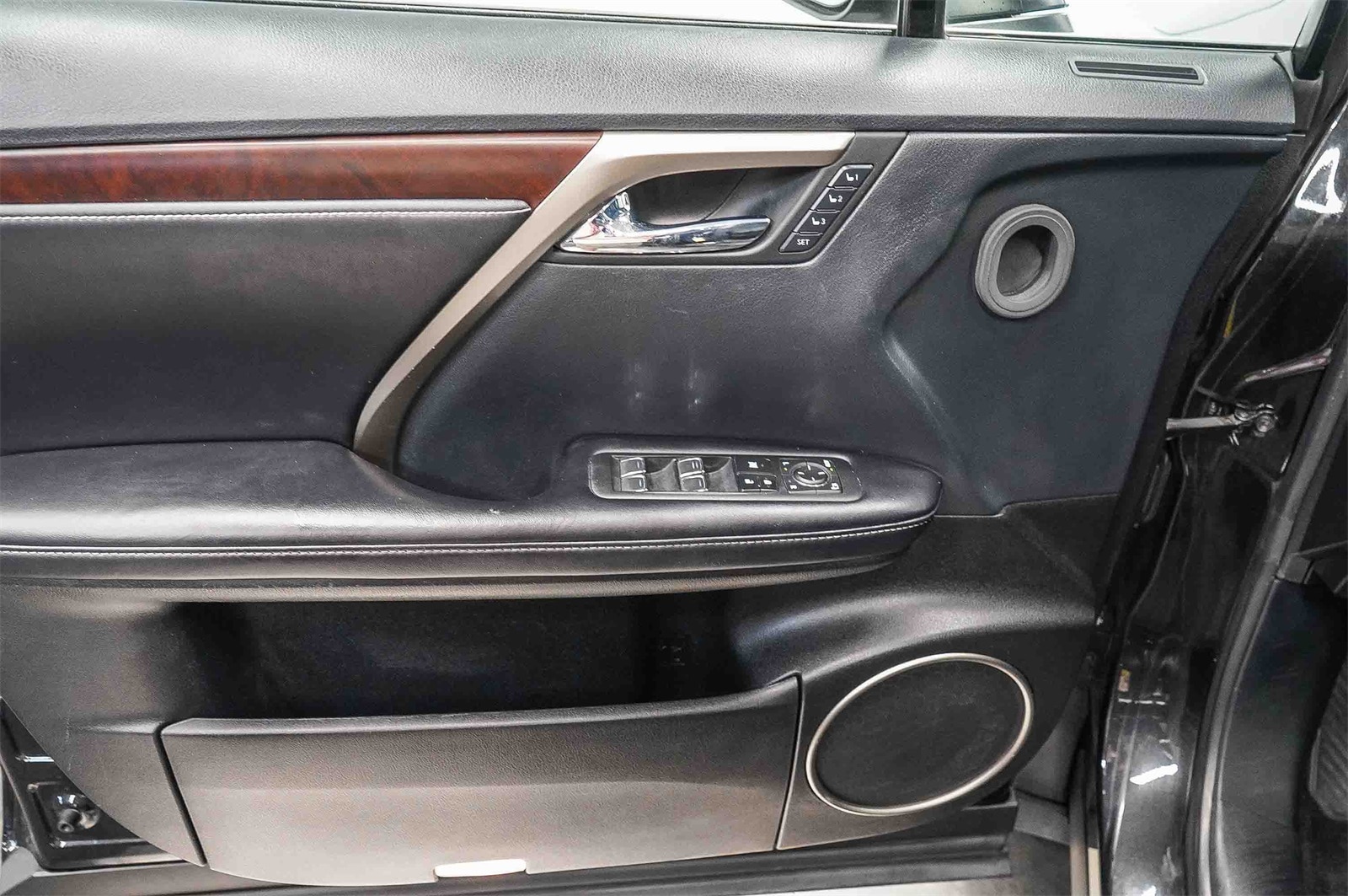 Thumbnail: 2020 Lexus RX - 21