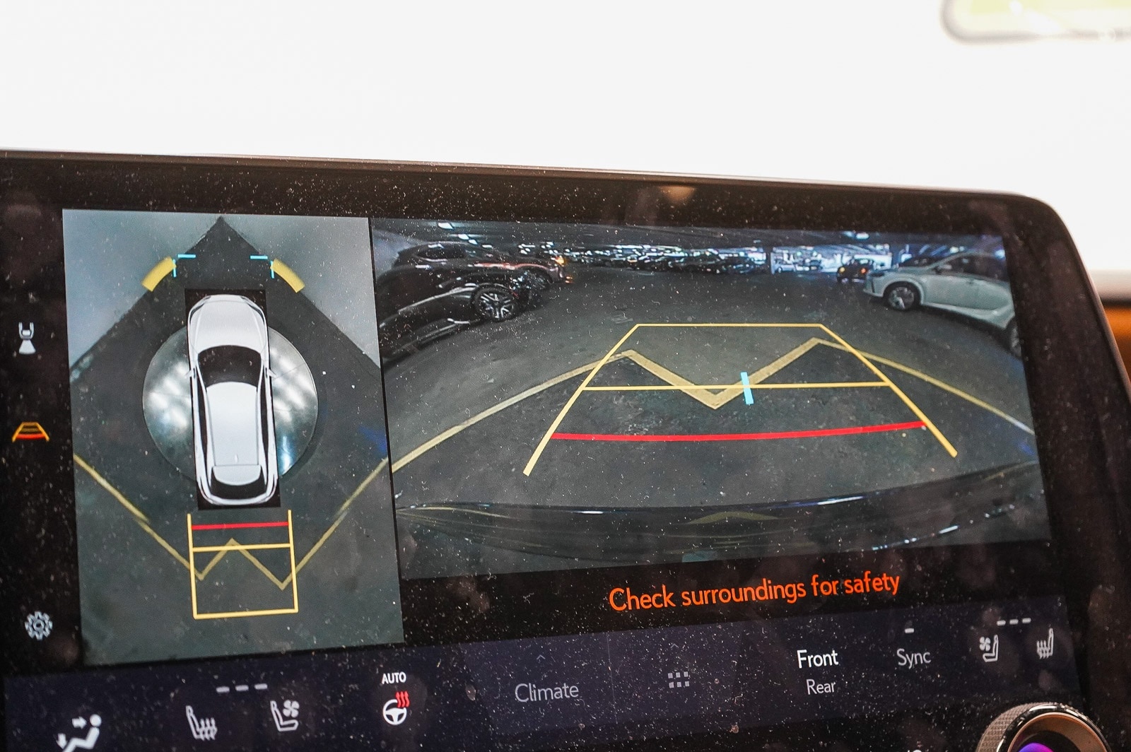 Thumbnail: 2024 Lexus RX - 26