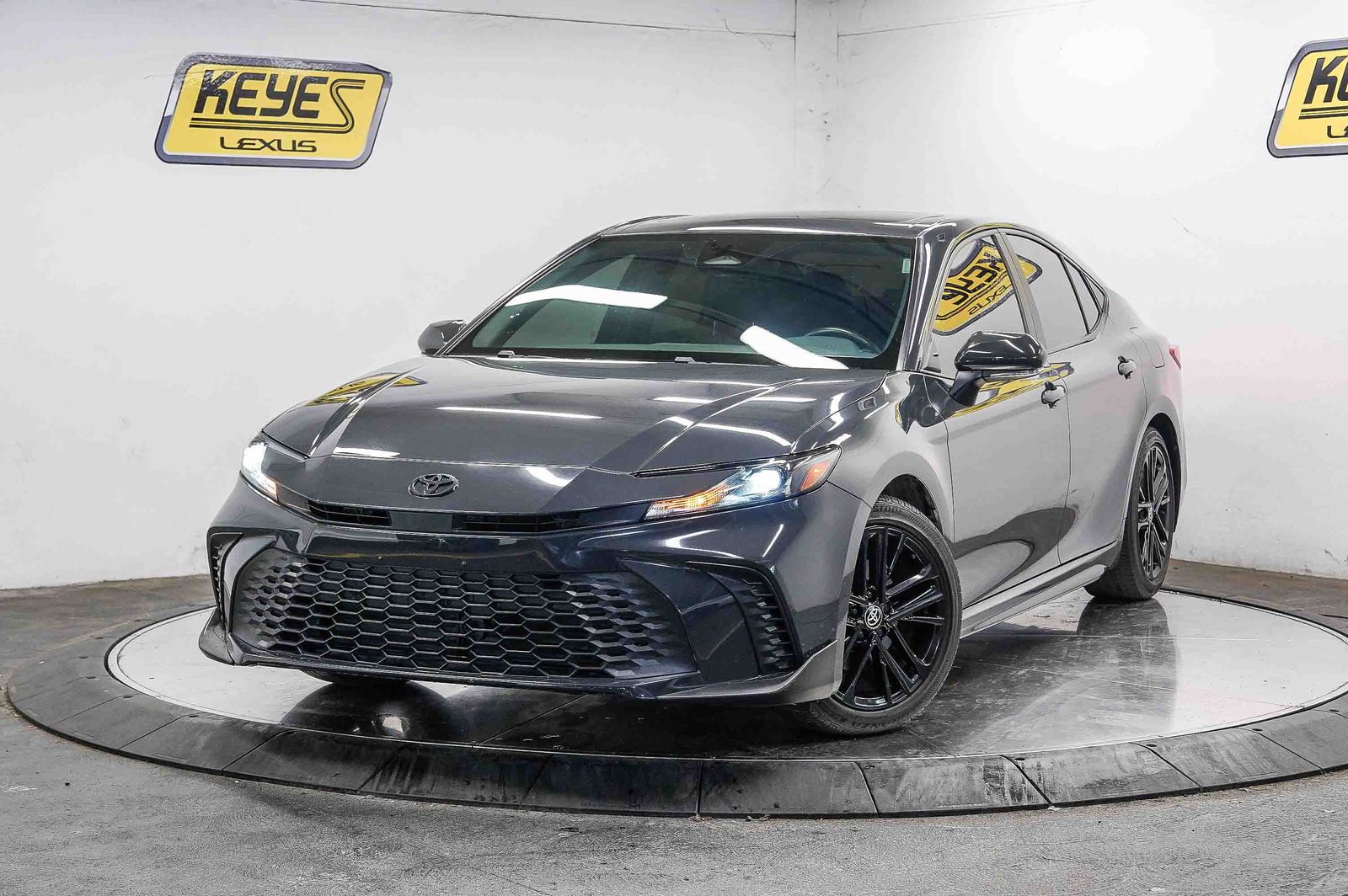 Thumbnail: 2025 Toyota Camry - 1