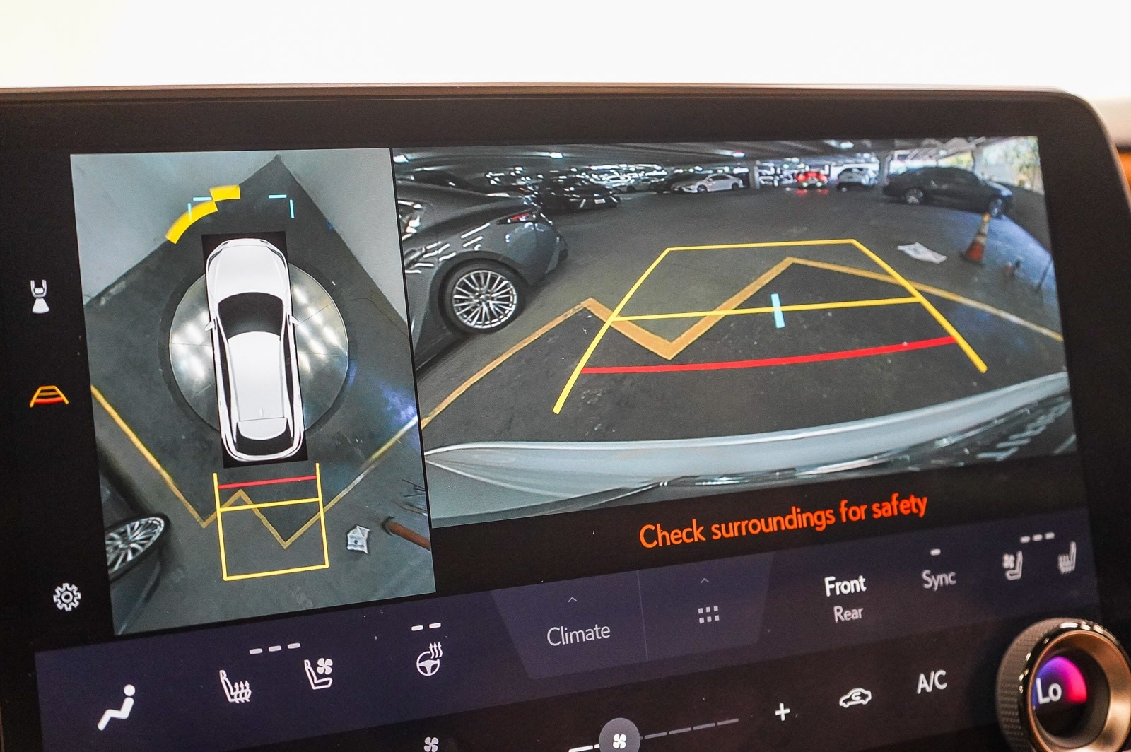Thumbnail: 2024 Lexus RX - 26