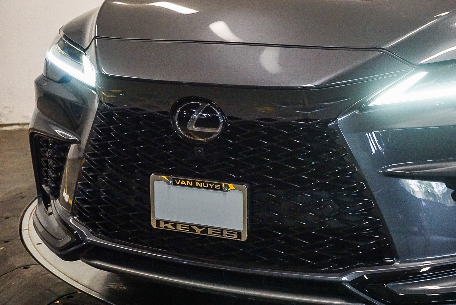 Thumbnail: 2024 Lexus RX - 8