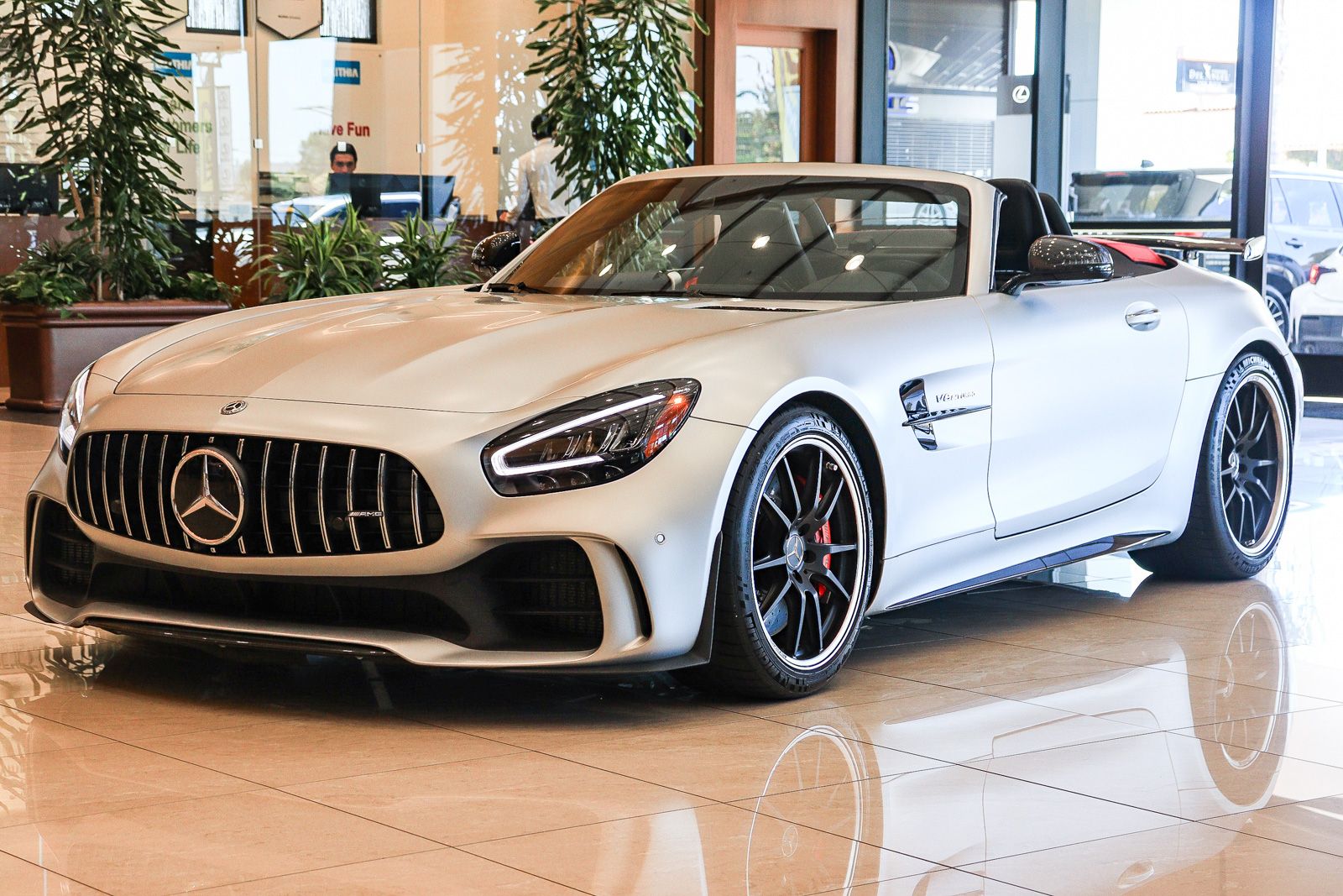 Thumbnail: 2020 Mercedes-Benz AMG GT - 31