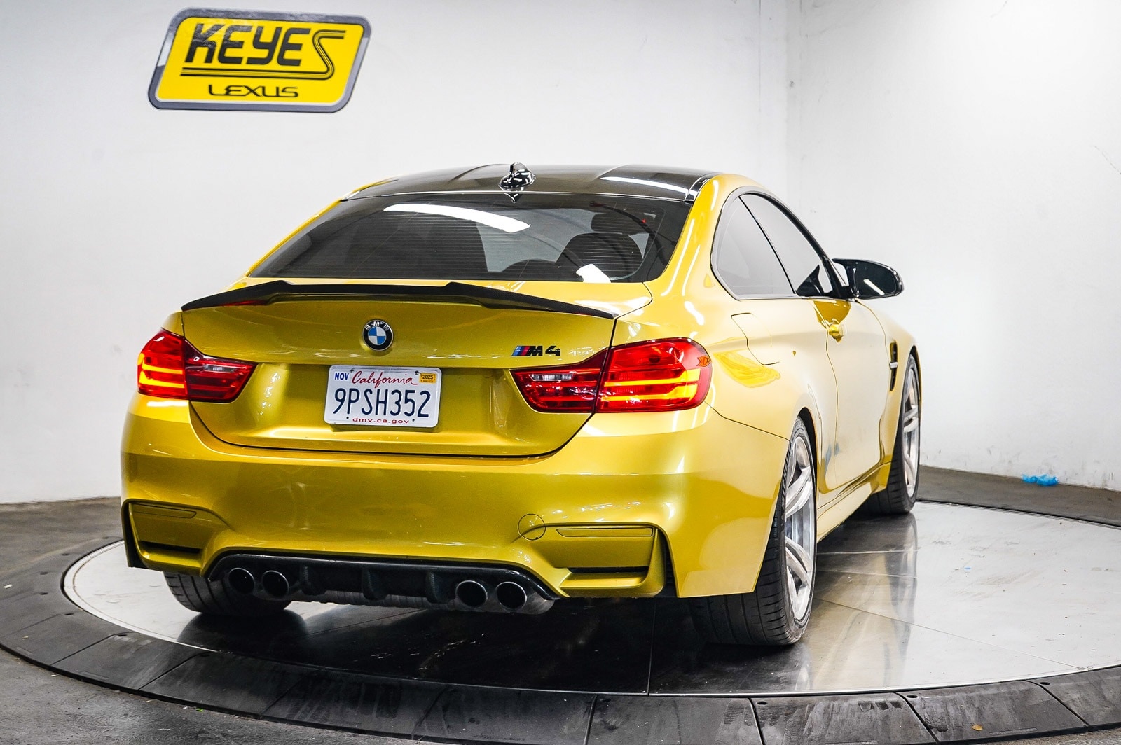 Thumbnail: 2016 BMW M4 - 4