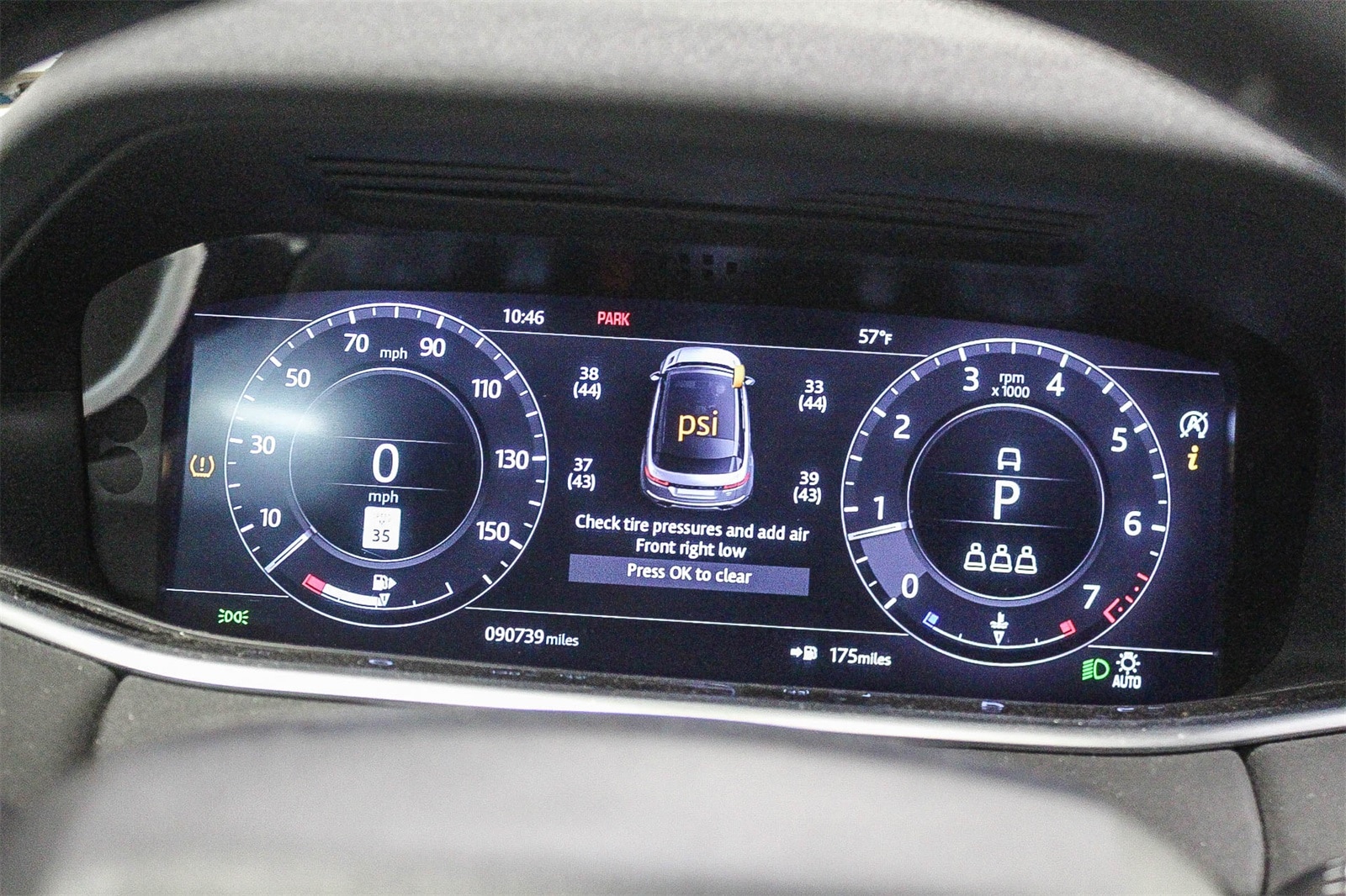 Thumbnail: 2020 Land Rover Range Rover Evoque - 23