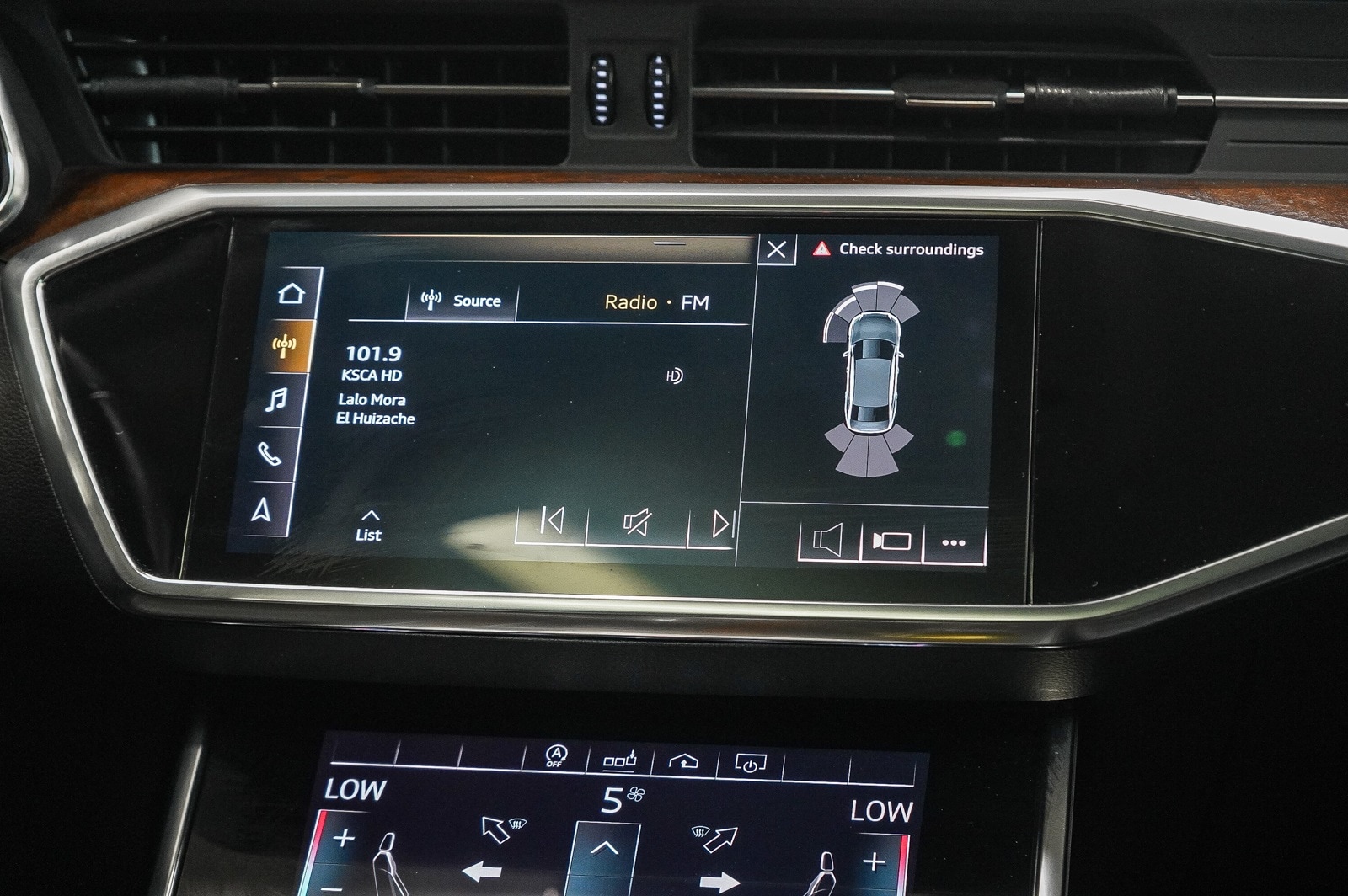 Thumbnail: 2019 Audi A6 - 14