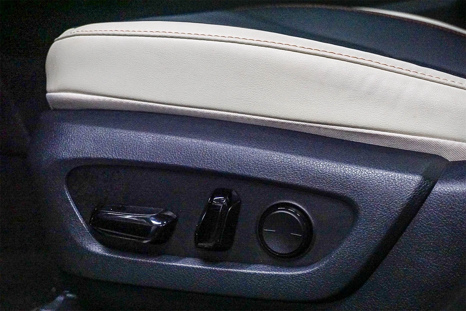 Thumbnail: 2024 Lexus NX - 20