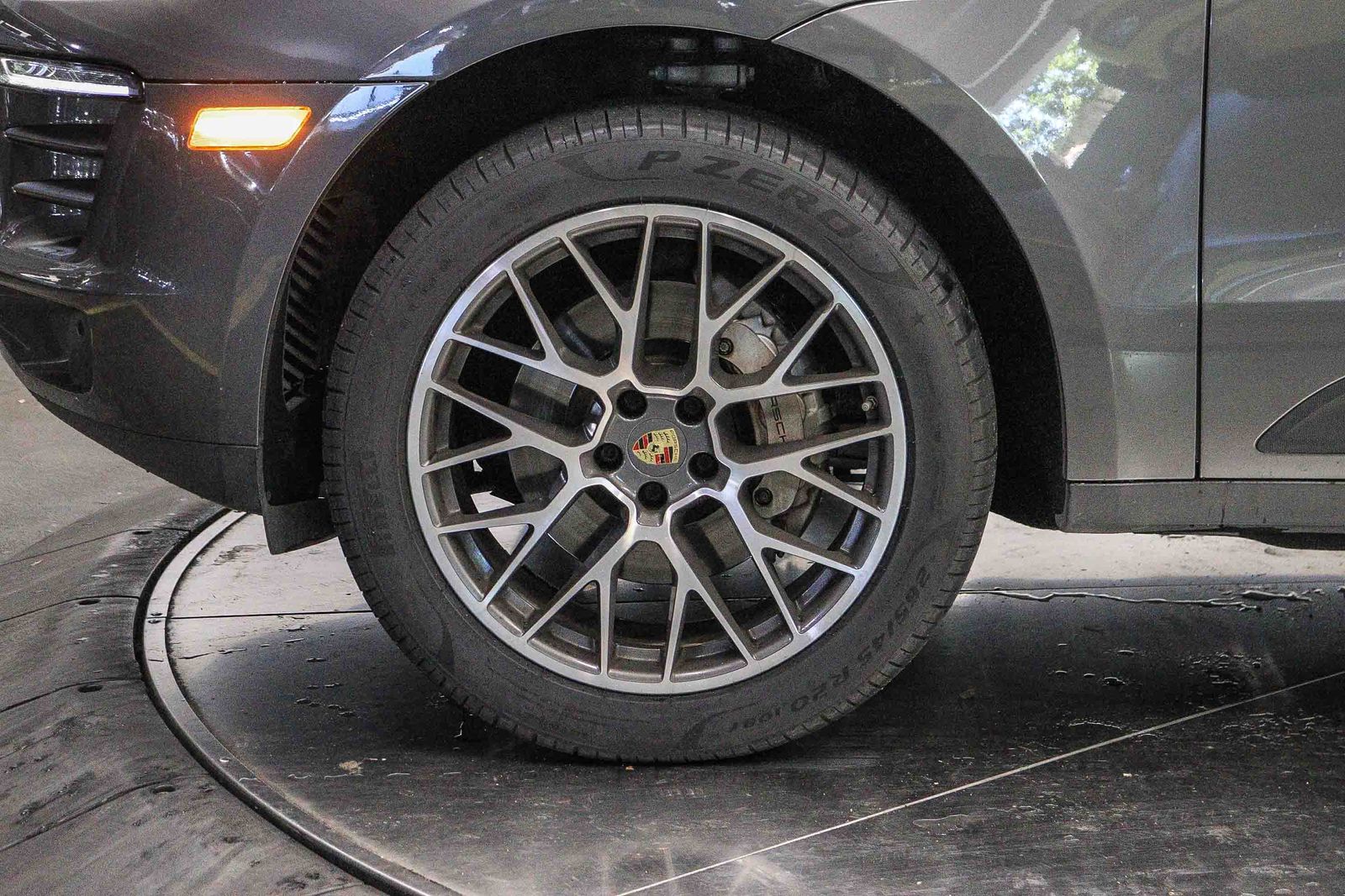 Thumbnail: 2016 Porsche Macan - 9