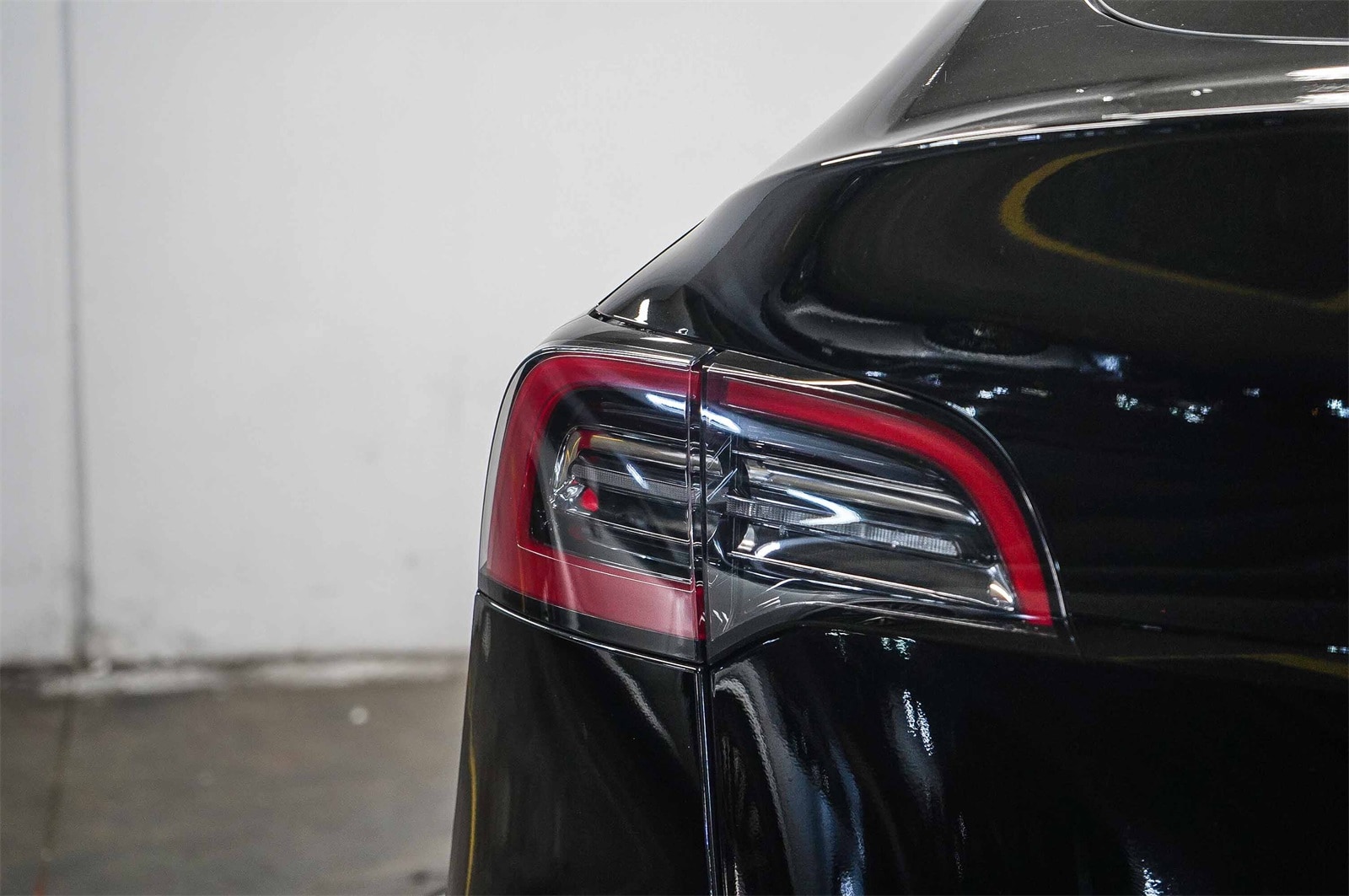 Thumbnail: 2022 Tesla Model Y - 11