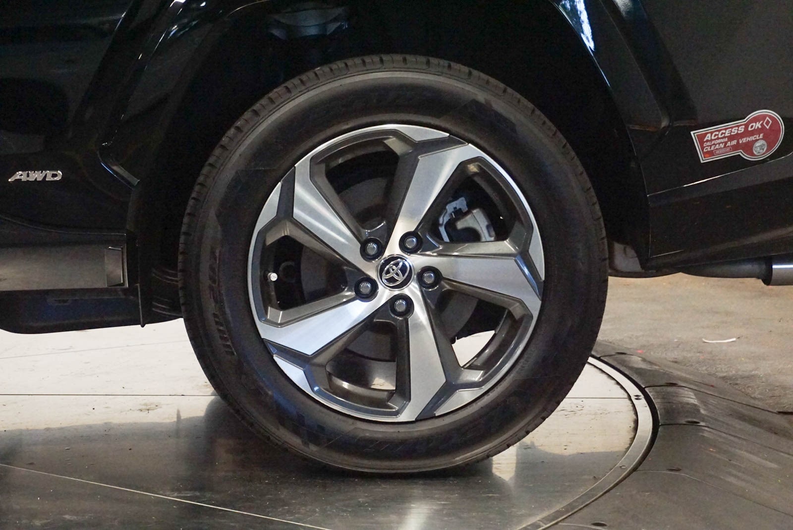 Thumbnail: 2024 Toyota RAV4 - 10