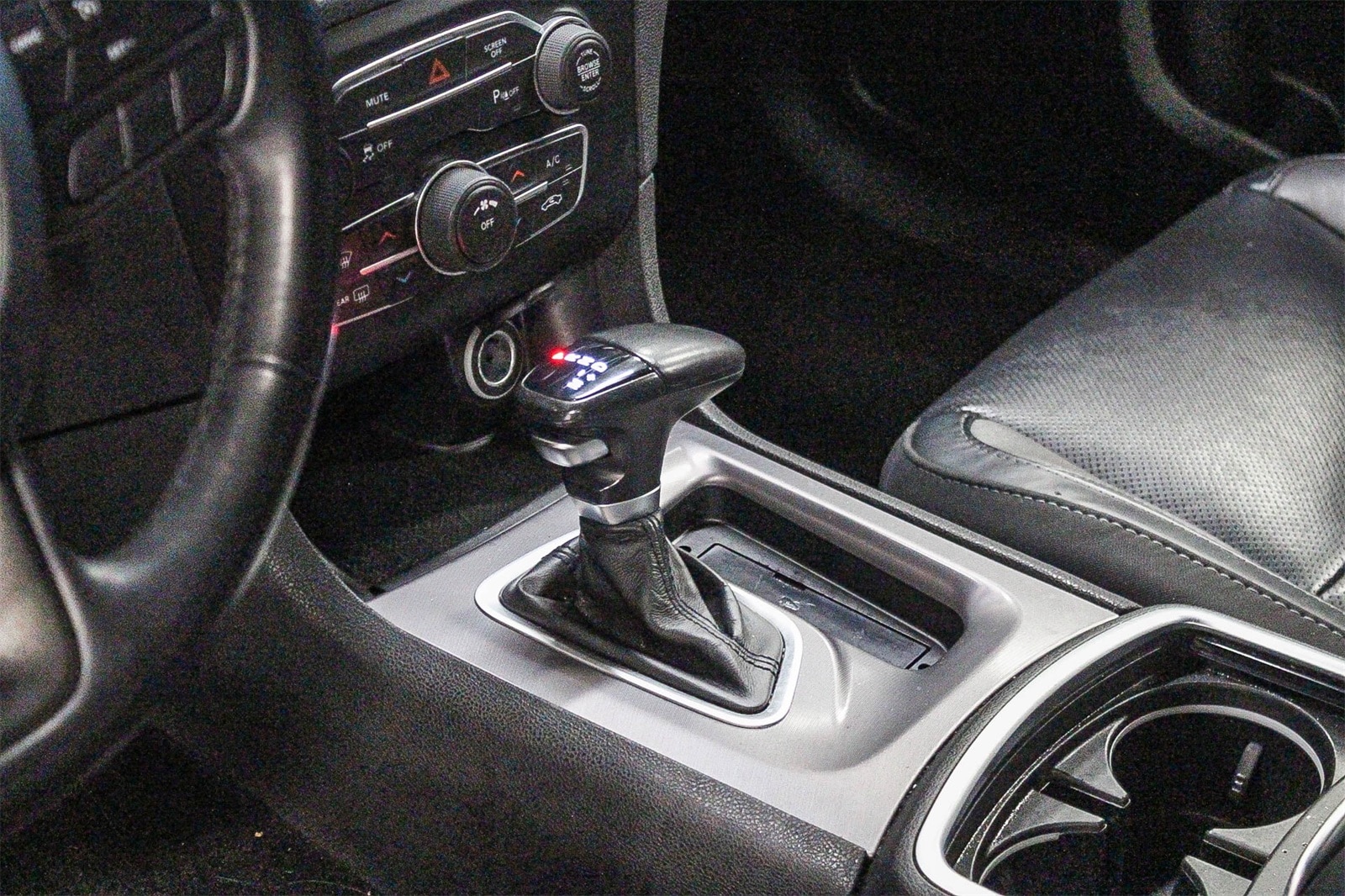 Thumbnail: 2022 Dodge Charger - 20