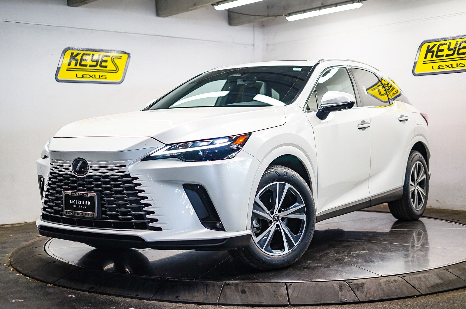 Thumbnail: 2024 Lexus RX - 1