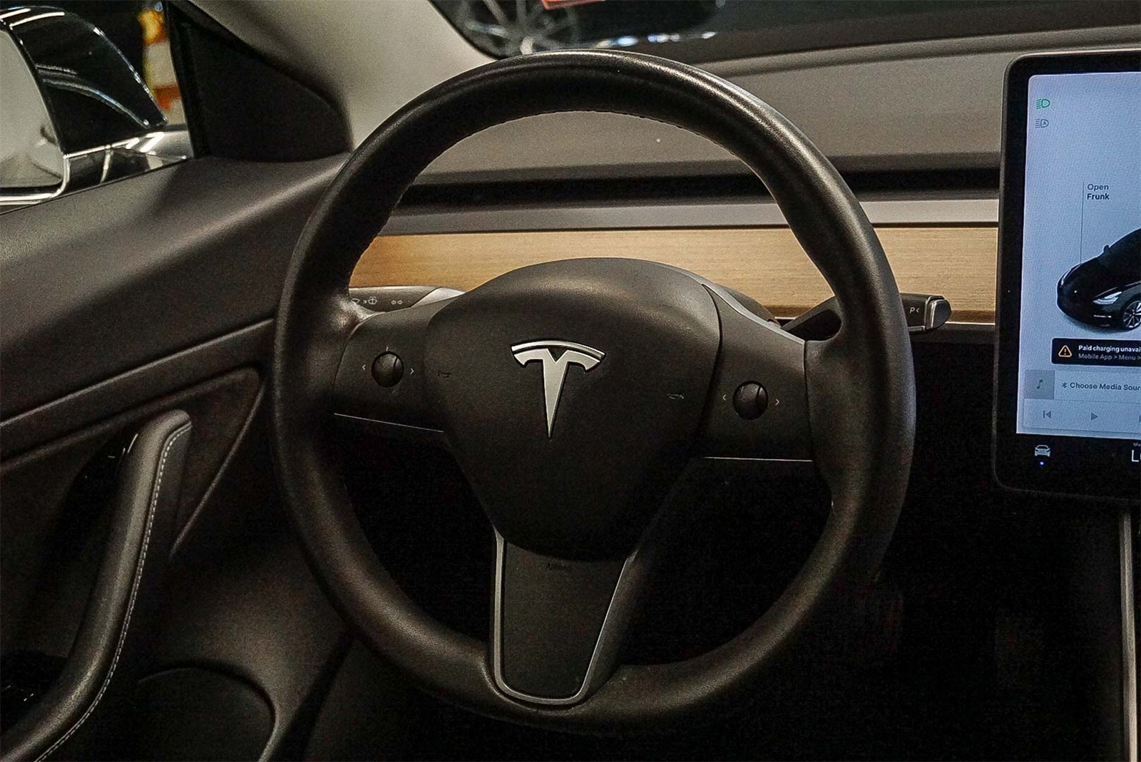 Thumbnail: 2020 Tesla Model 3 - 16