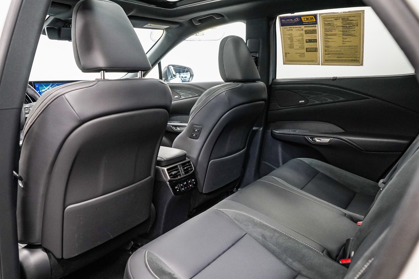 Thumbnail: 2025 Lexus RX - 19