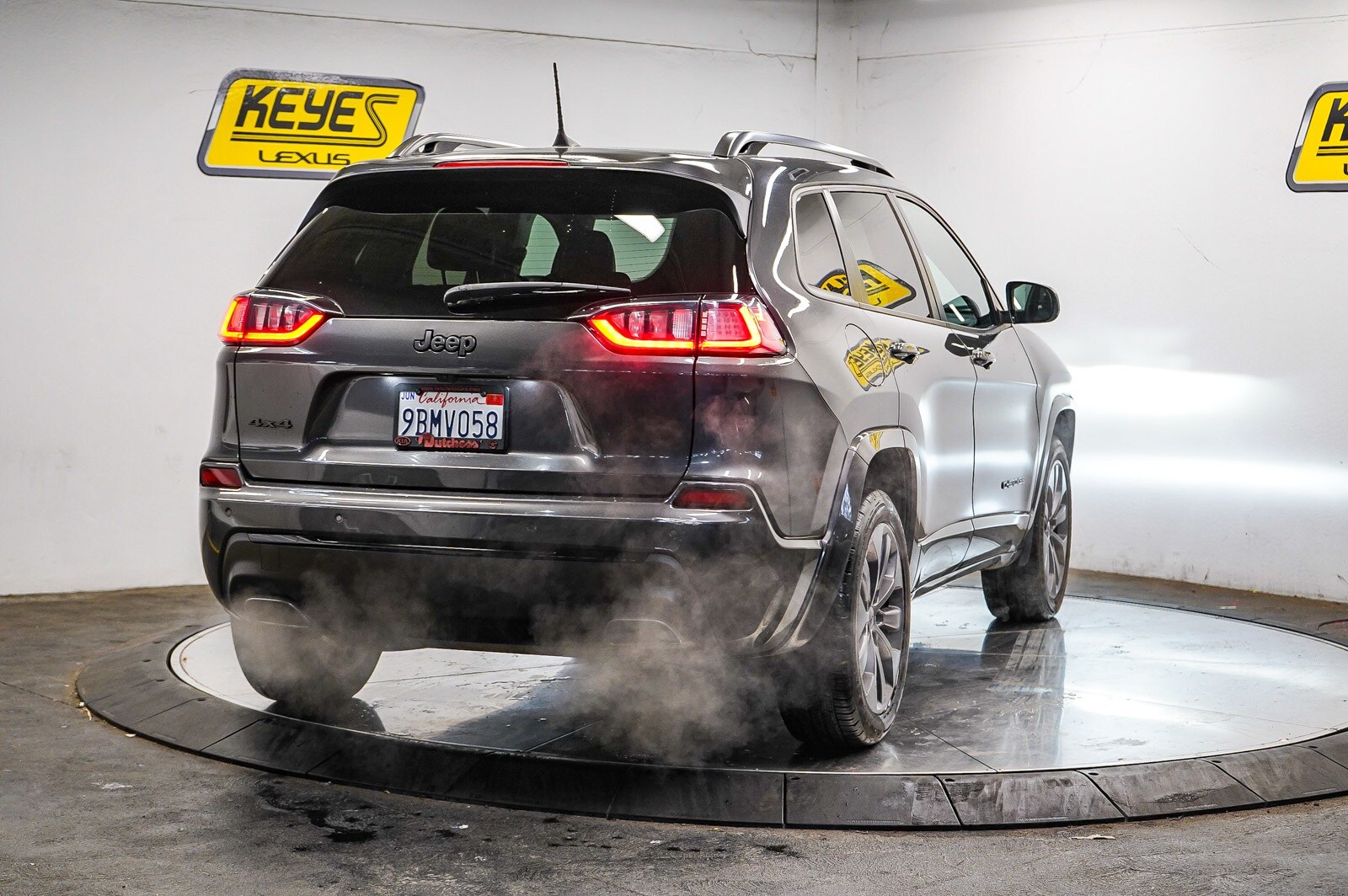 2020 Jeep Cherokee High Altitude photo 3