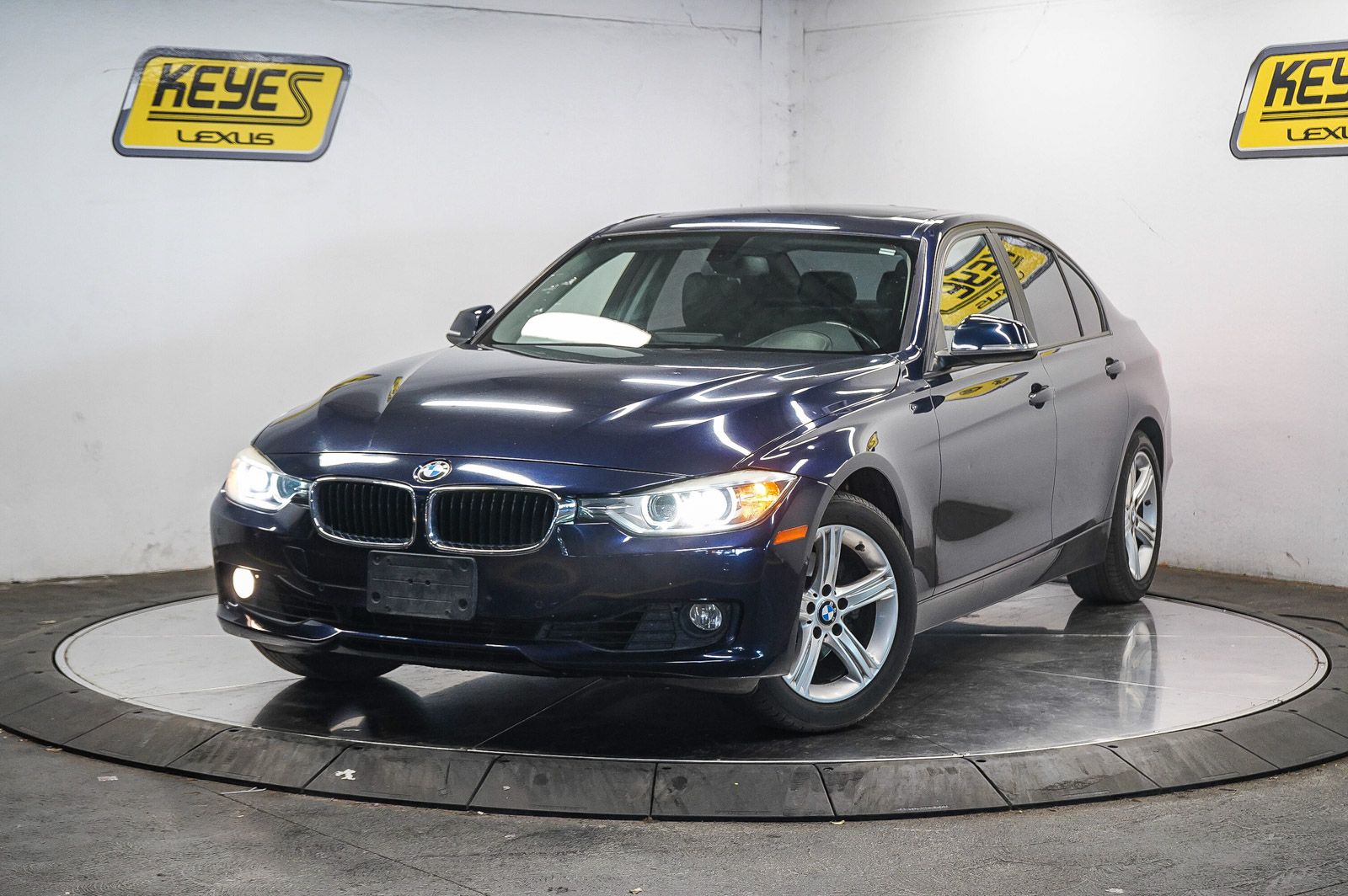 2013 BMW 3 Series 328i -
                  Van Nuys, CA