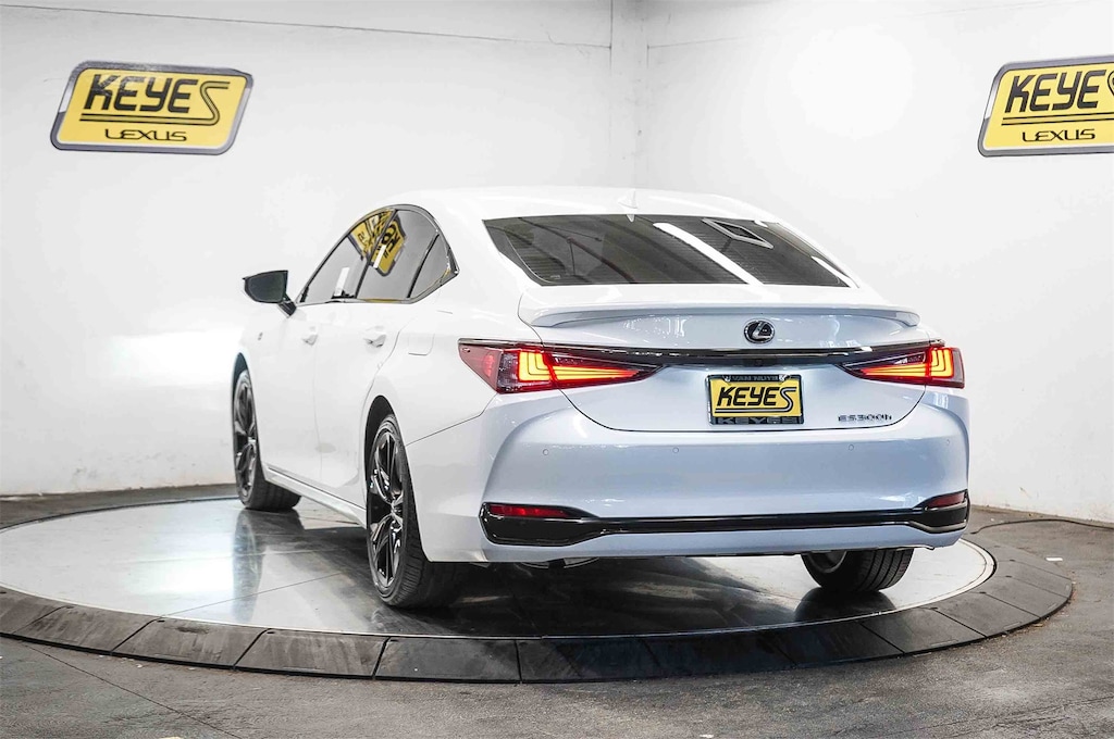 Used 2024 Lexus ES ES 300h F SPORT Handling Sedan
