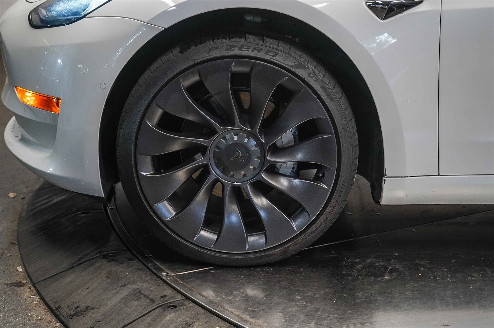 Thumbnail: 2020 Tesla Model 3 - 9