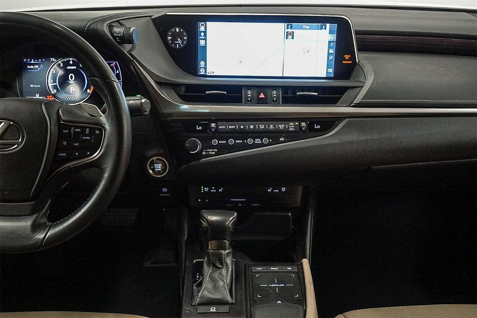 Thumbnail: 2019 Lexus ES - 14